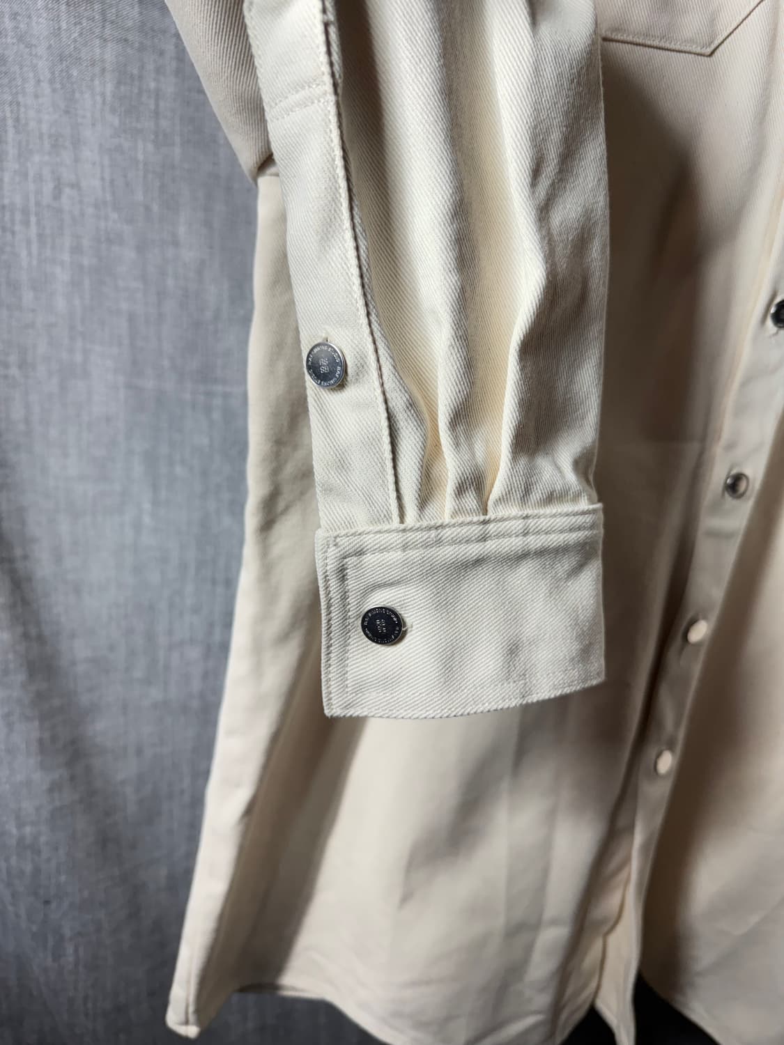 SS20 라프시몬스 슬림핏 데님셔츠 상품이미지5