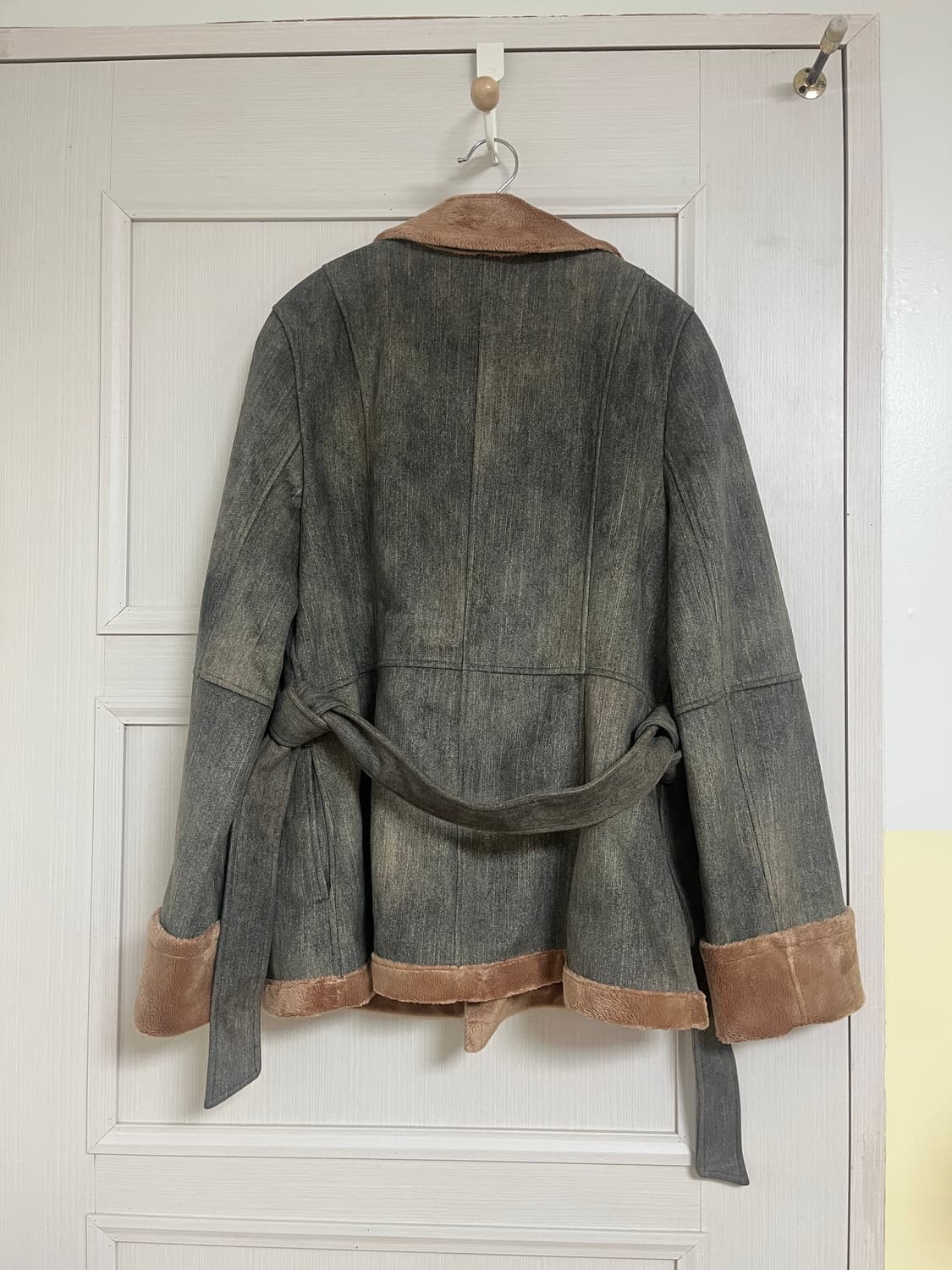 무스탕 카라 코트 상품이미지2