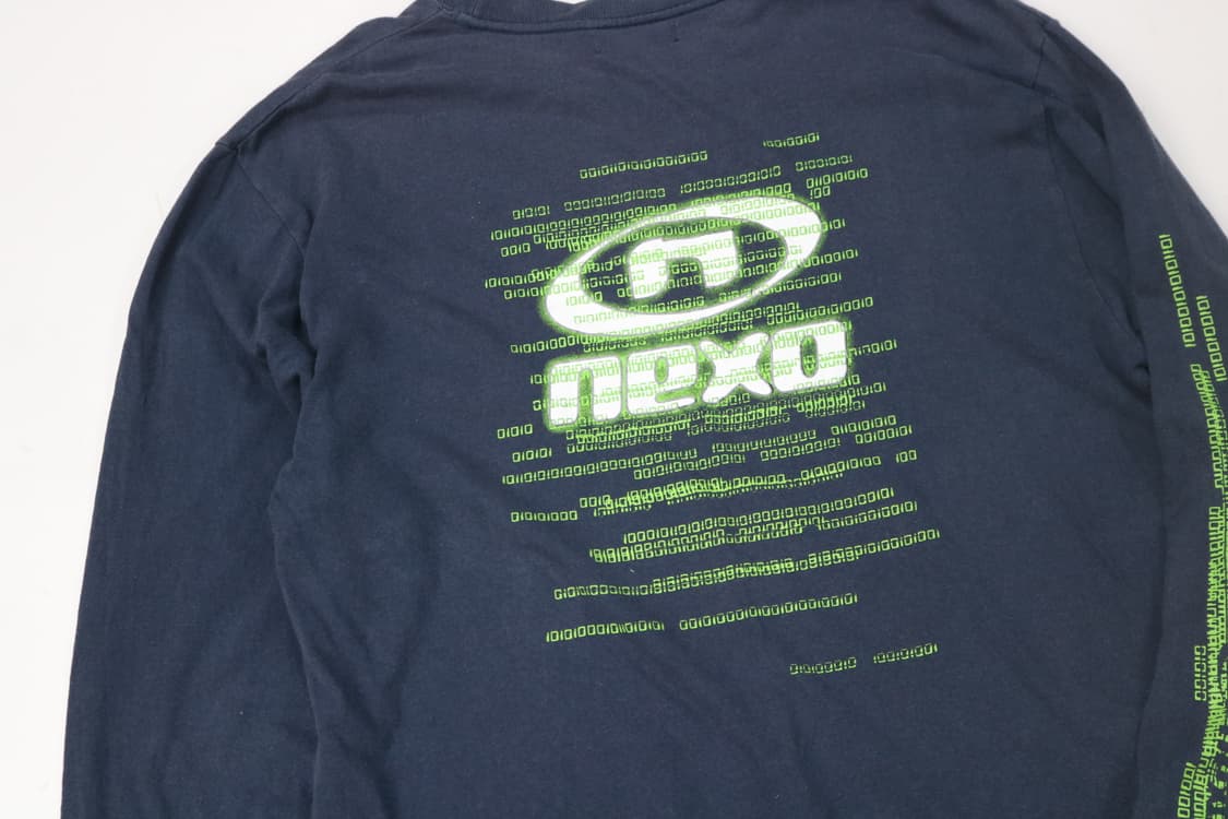 NEXO 넥소 빈티지 디지털 매트릭스 그래픽 네이비 롱 슬리브 상품이미지8