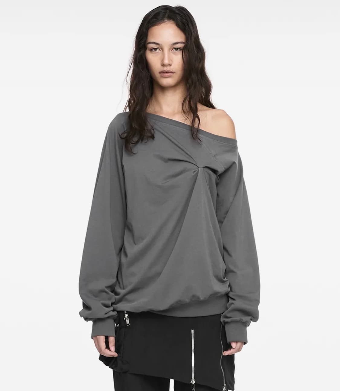 PINCHED LONG SLEEVE CHARCOAL 상품이미지1