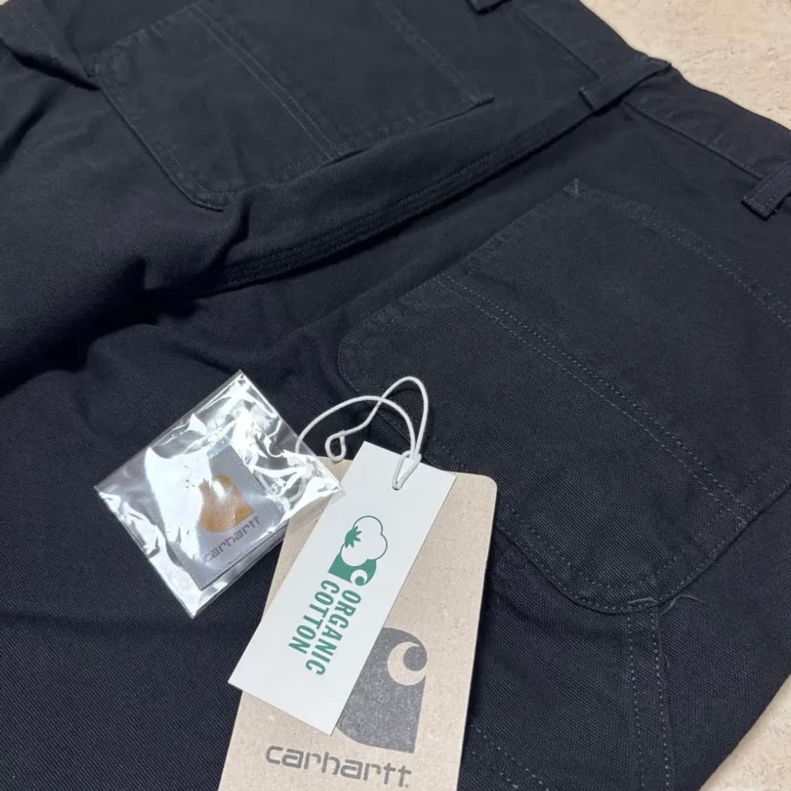 [32X32] 칼하트WIP 싱글니 디어본 블랙 상품이미지4