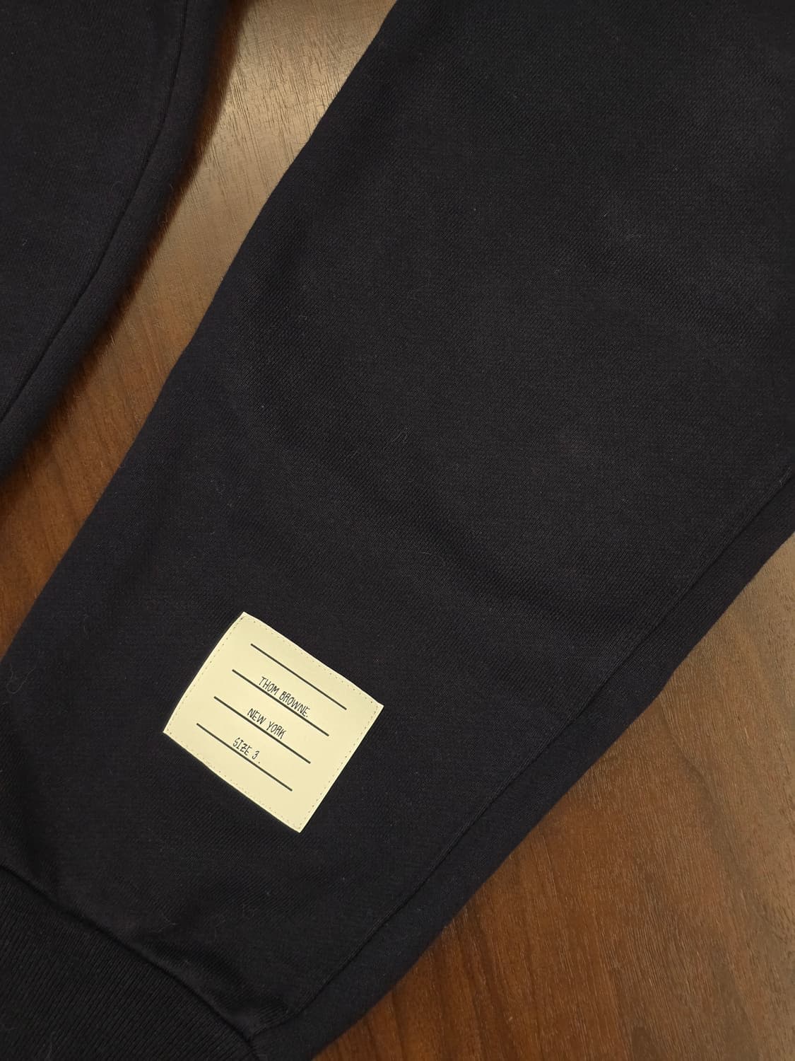 톰브라운 스웻 팬츠 네이비 3 상품이미지4