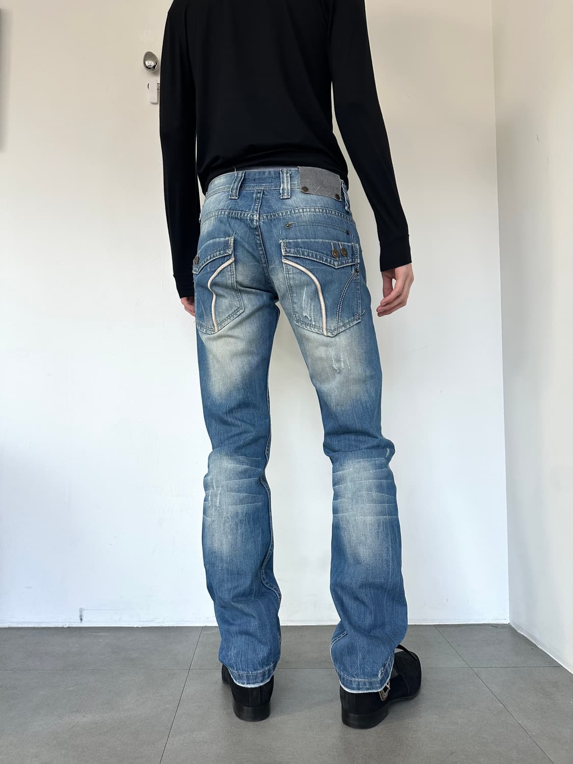 돌체앤가바나 백포켓 블루 워싱 데님팬츠 상품이미지3