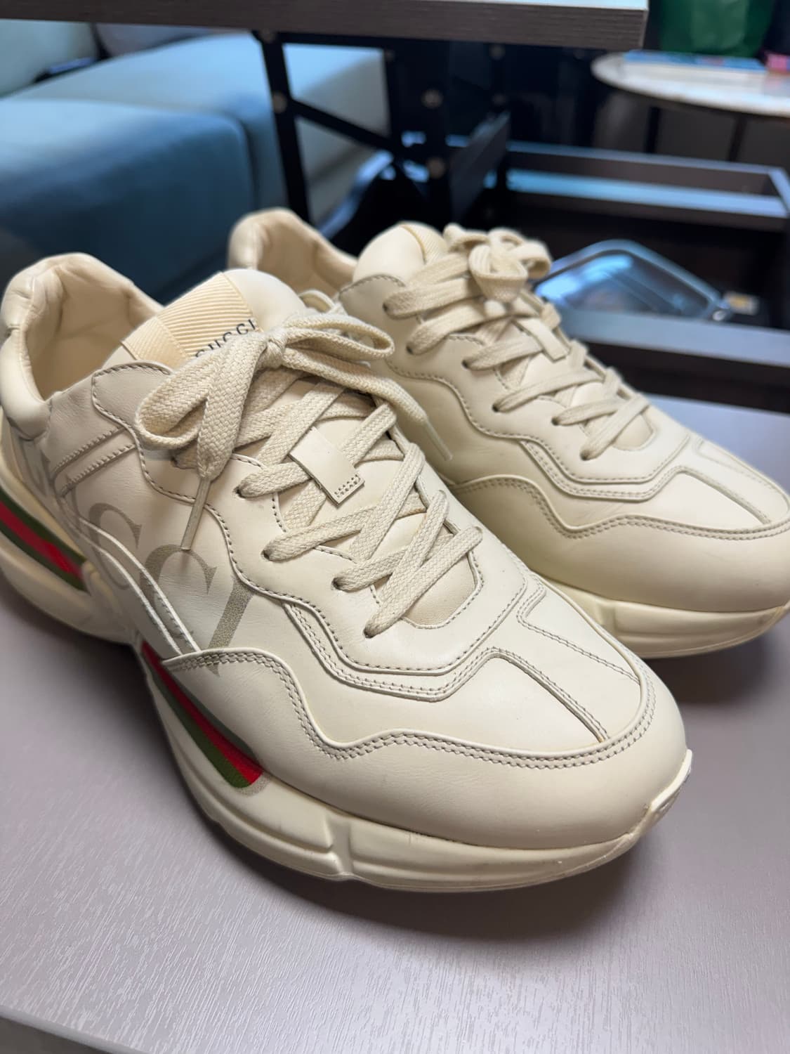 구찌 라이톤 7.5(270) 풀박 S급 상품이미지1