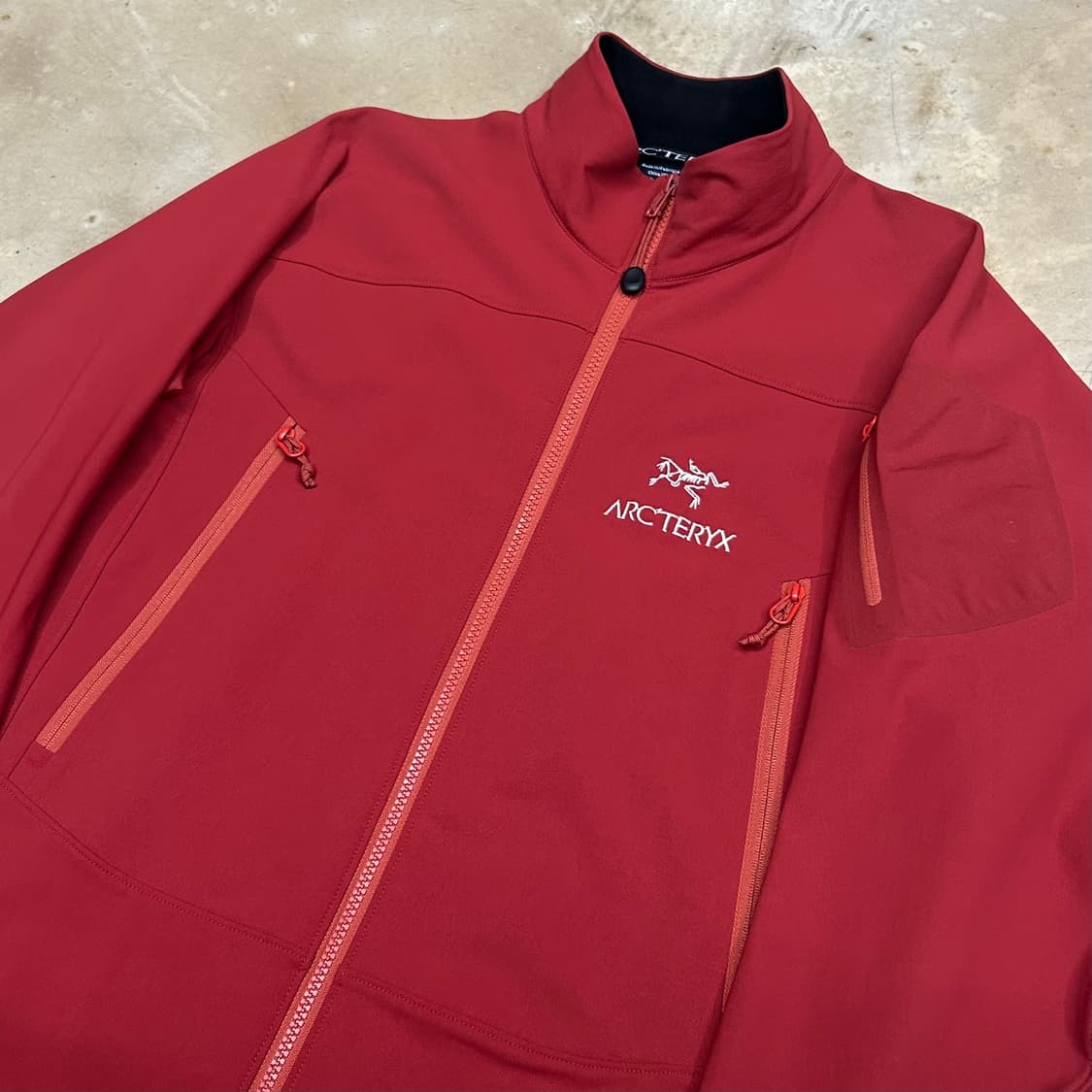 🫶🏻 아크테릭스 Red 바람막이 🫶🏻 상품이미지2