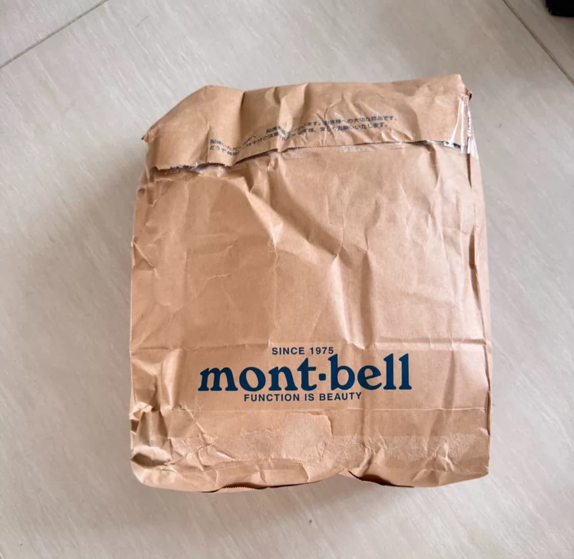 (L)몽벨 1000 플라즈마 알파인 경량 다운 상품이미지5