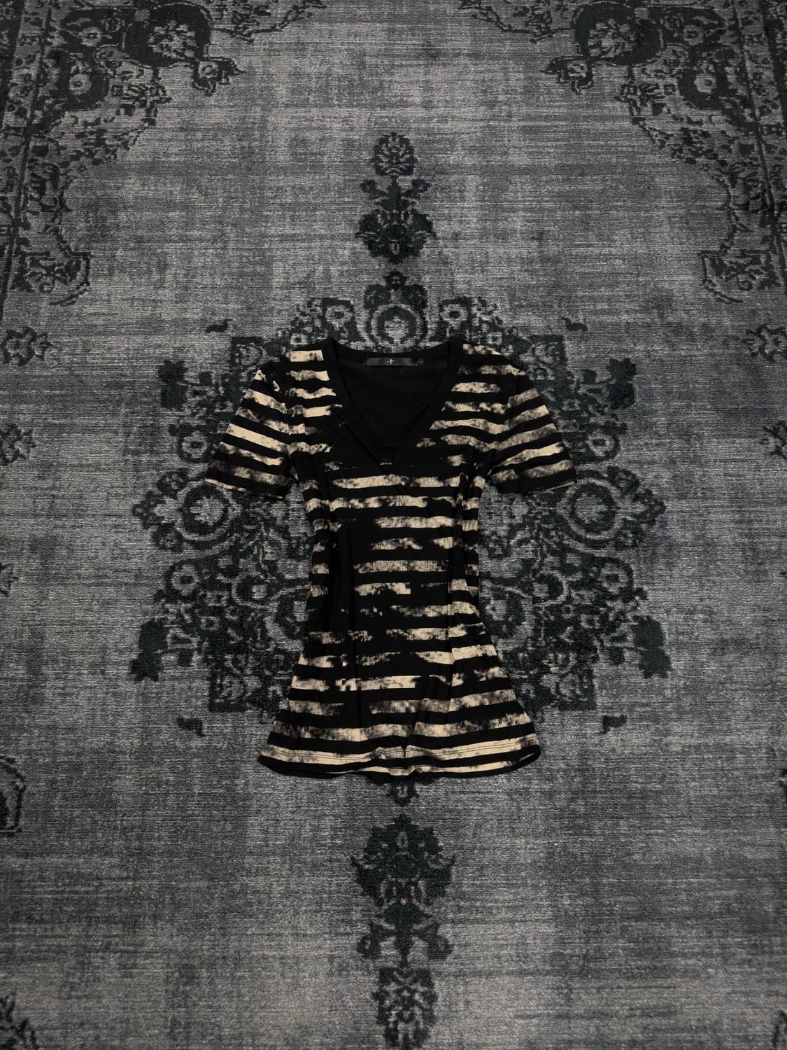 No id 00s bleached stripe t shirts 상품이미지1