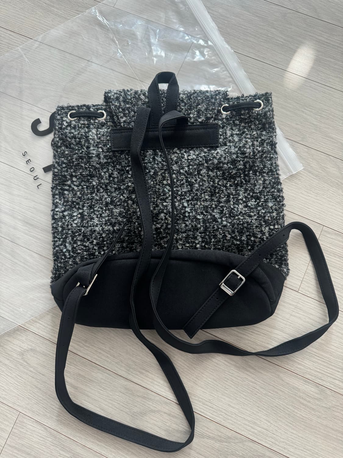 소프트서울 트위드 백팩 상품이미지3