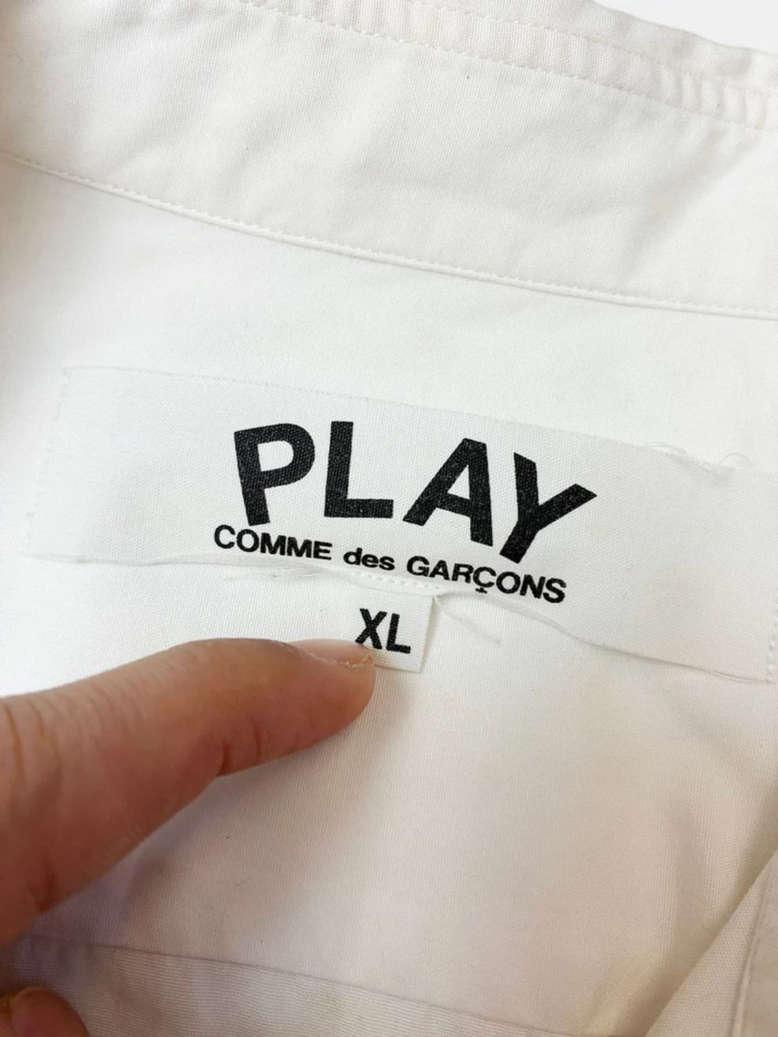 꼼데가르송 플레이 리틀 레드 하트 버튼 셔츠 PN5316 상품이미지6