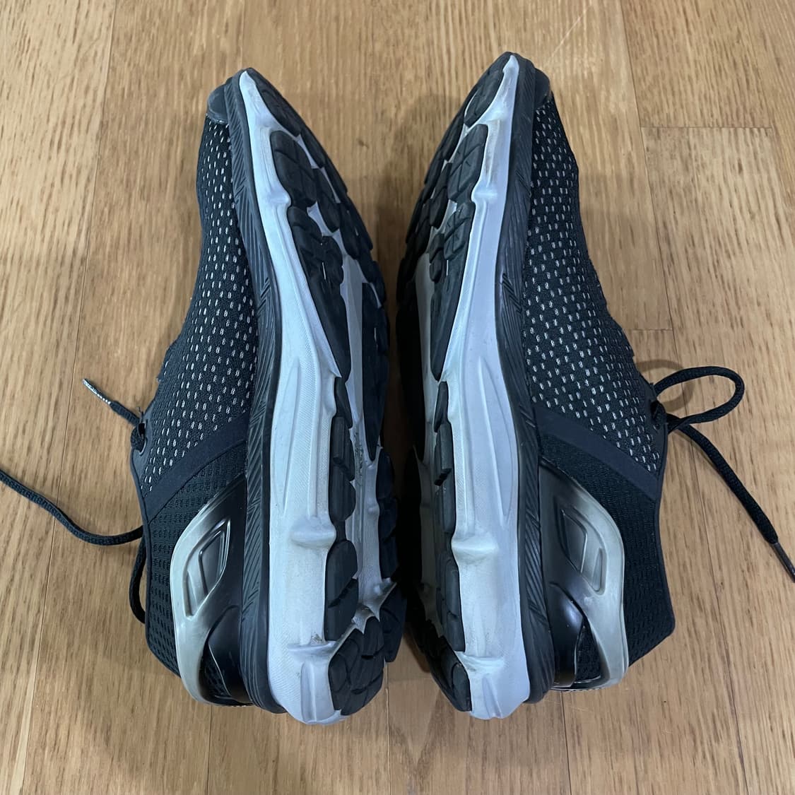 언더아머 런닝화 270 상품이미지5