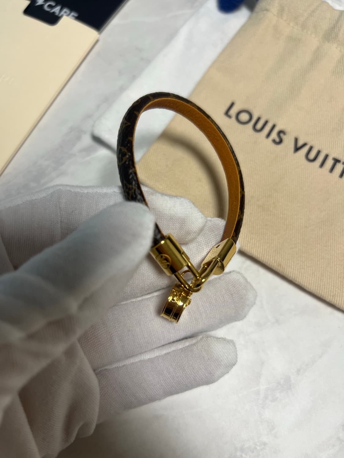 루이비통 LV 트리뷰트 브레이슬릿 팔찌 상품이미지3