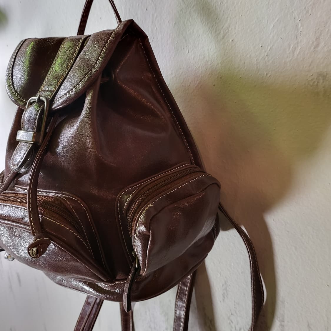 레더 미니 백팩 상품이미지4