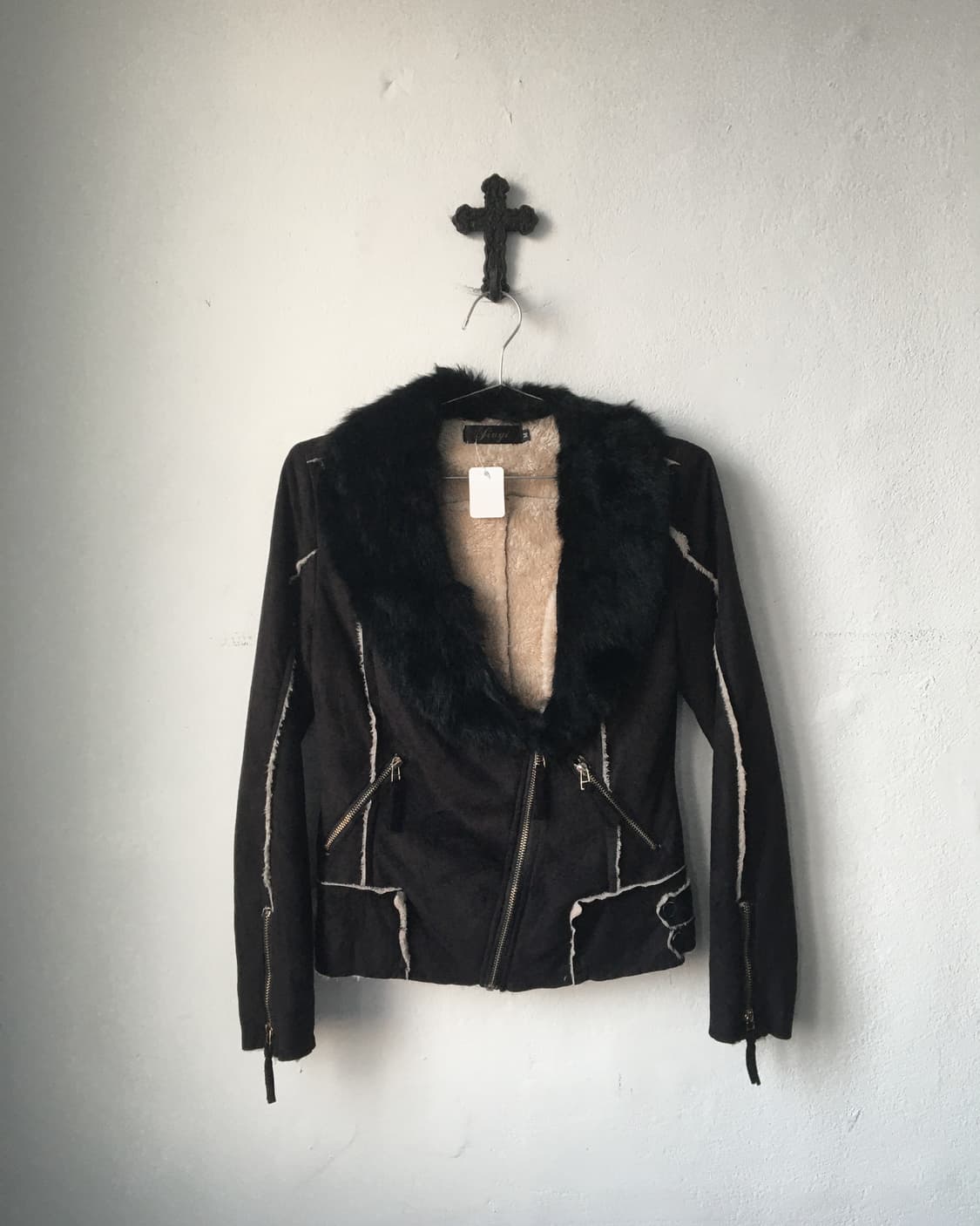 Fur point line detail mustang 상품이미지2