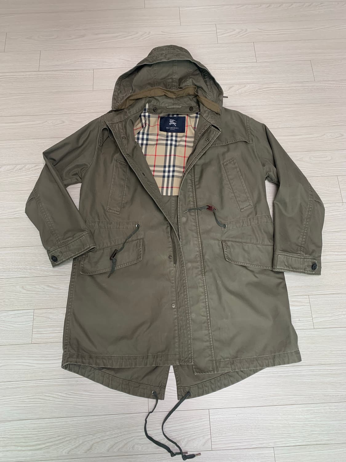 Burberry fishtail (피쉬테일 자켓 ) 상품이미지1