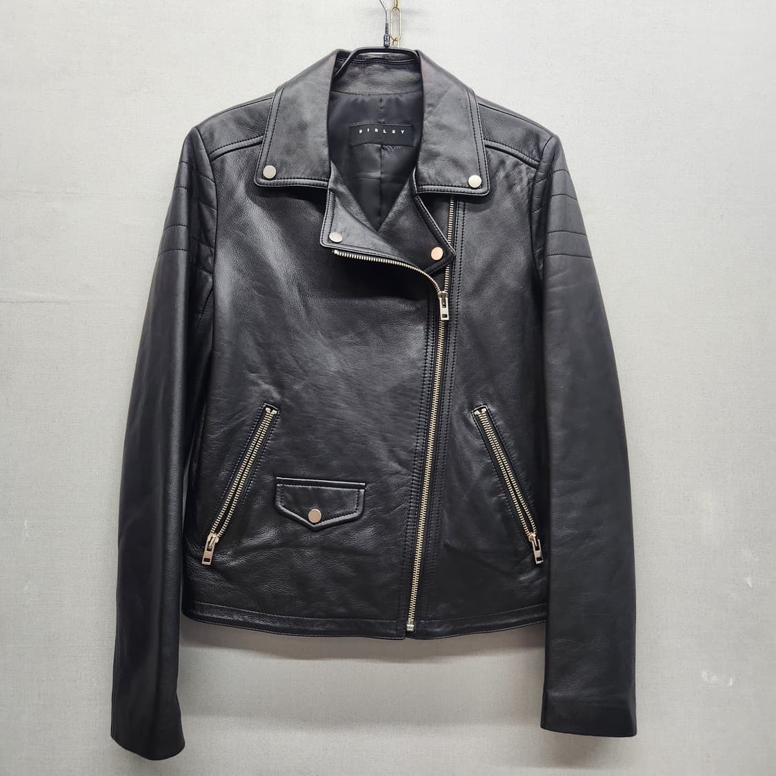 시슬리 양가죽100% 라이더 가죽자켓 42(S) 상품이미지1