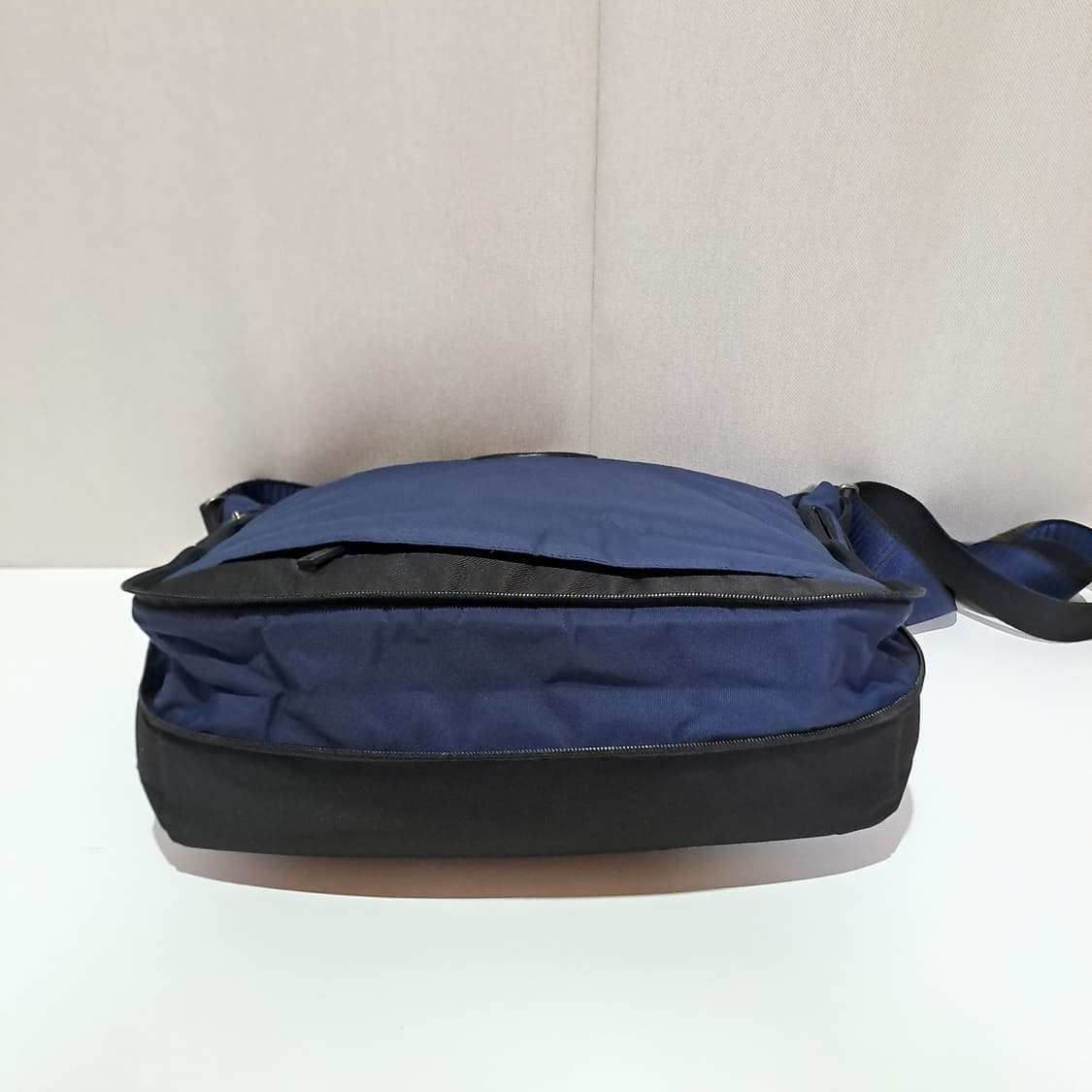 (택포) 투미 확장형 크로스백 B377 상품이미지7