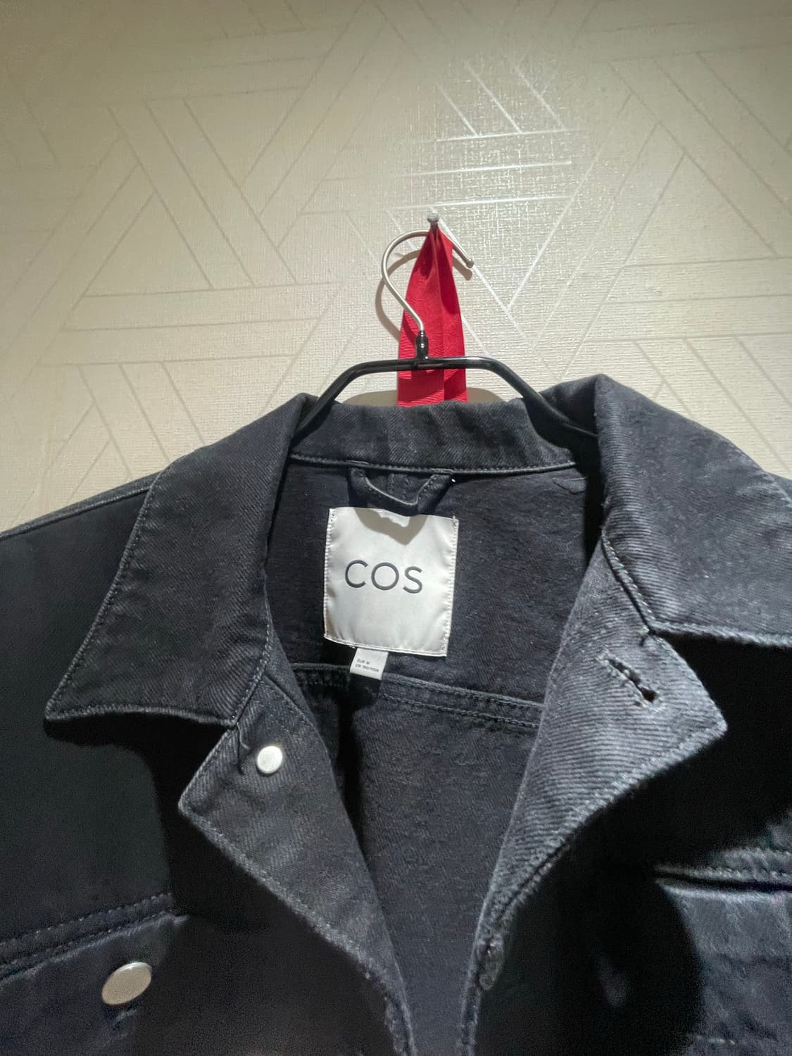 Cos 코스 데님 트러커 자켓 블랙 상품이미지4