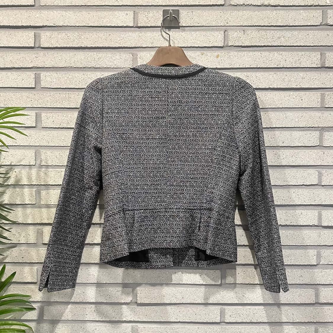 JPN VINTAGE 크롭 트위드 자켓 노카라 파이핑 핀턱 디테일 차콜 상품이미지2