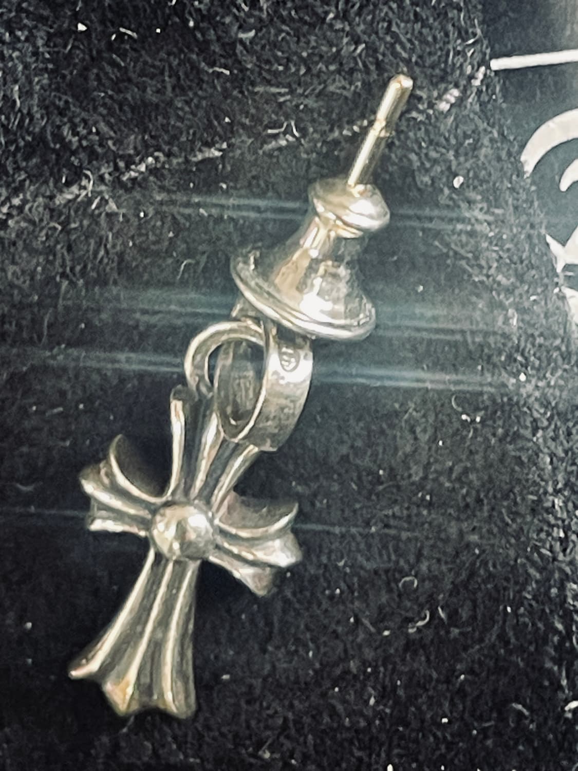 크롬하츠 (Chrome Hearts) 베이비팻 크로스 드롭 이어링 상품이미지2