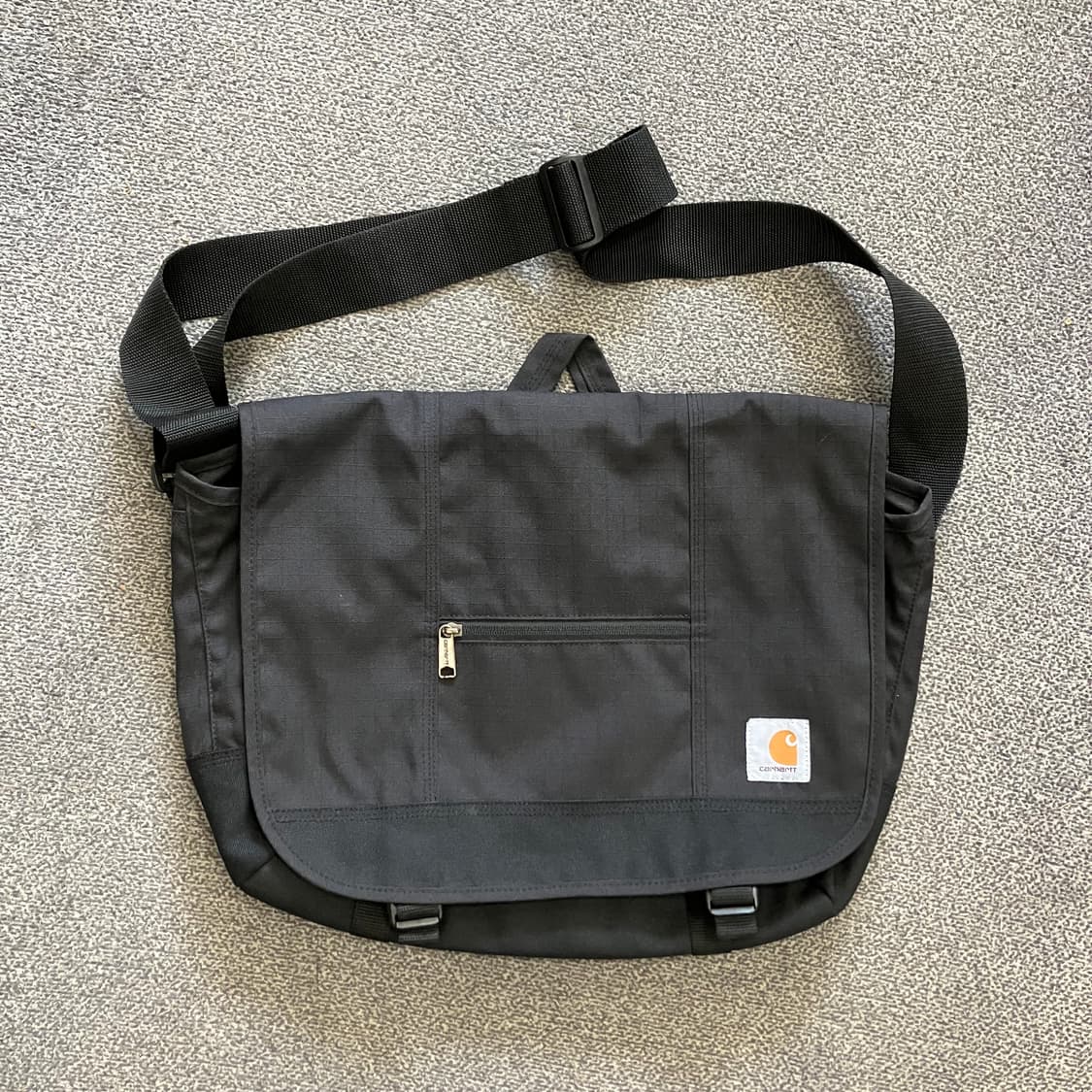 611 칼하트 크로스백 메신저백 상품이미지1