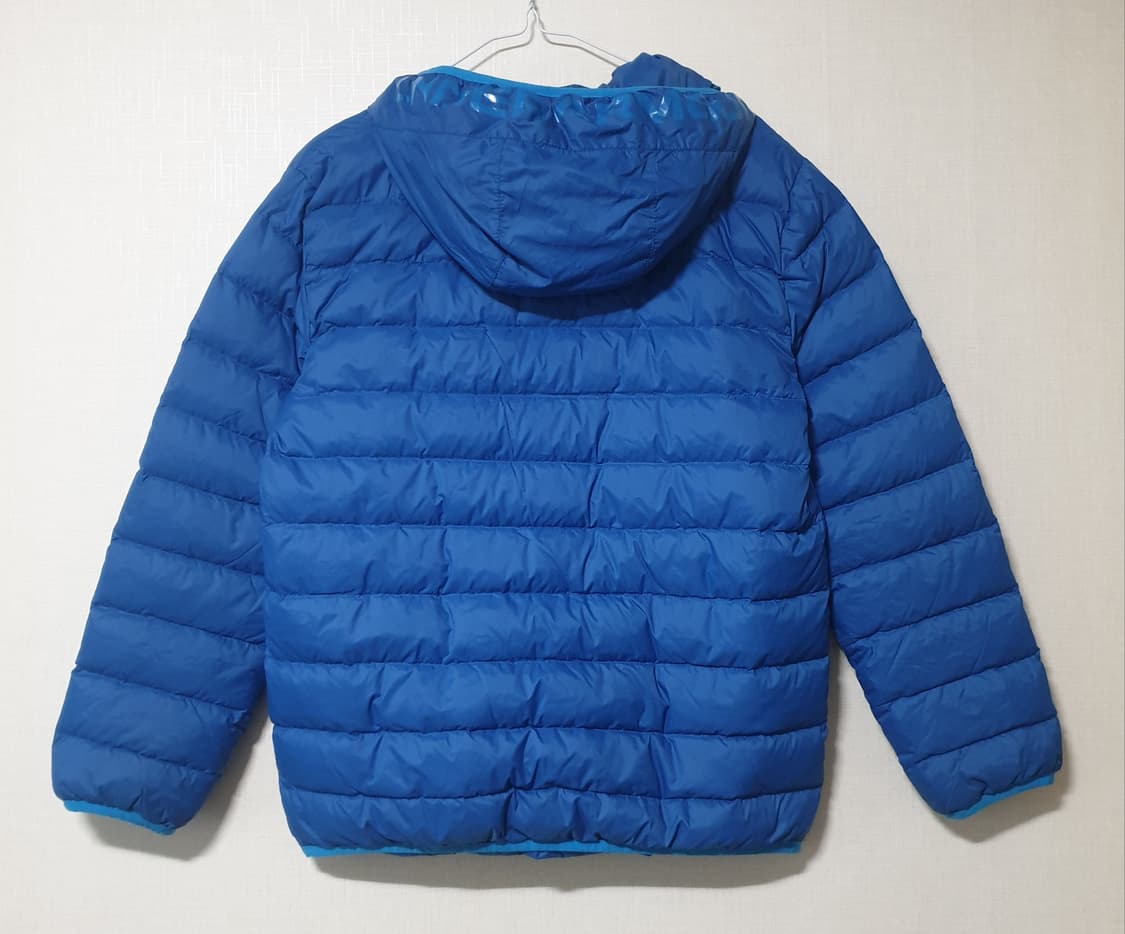 언더아머 키즈 덕다운 경량 패딩 점퍼 160사이즈 상품이미지2