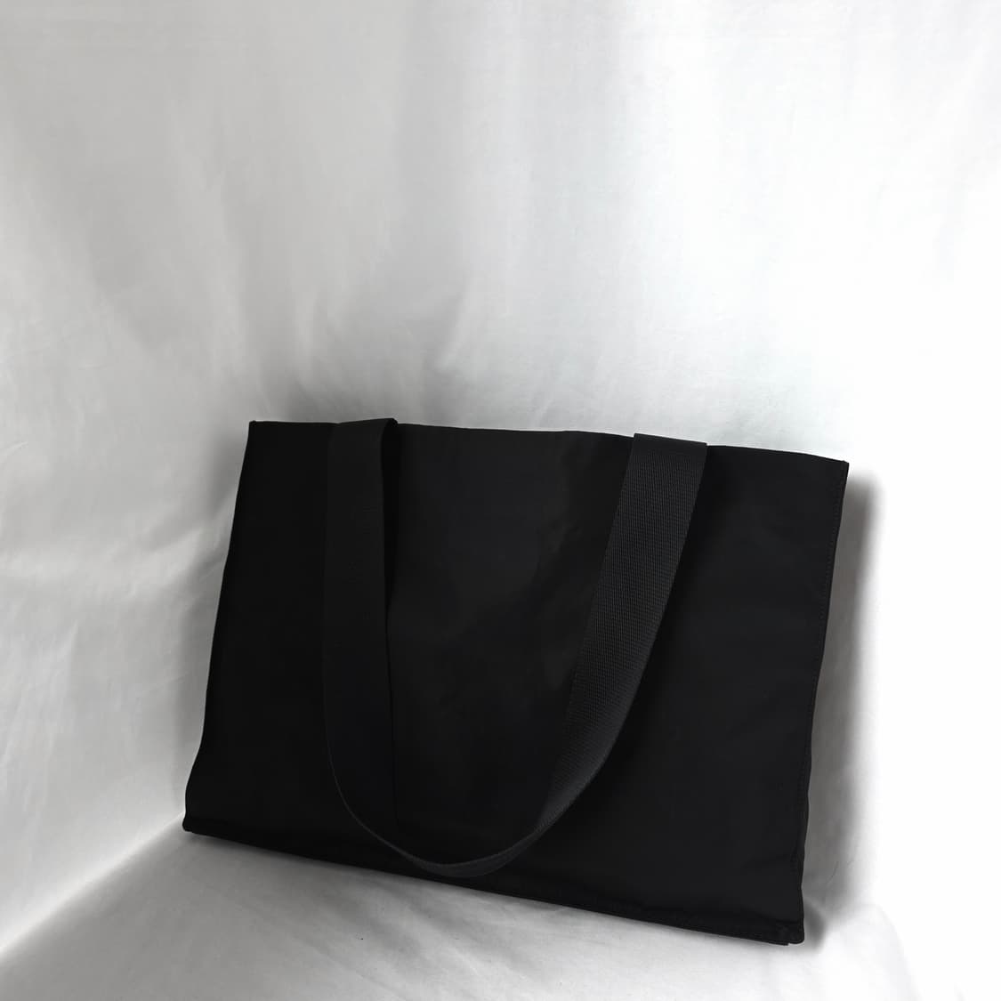 [정품 PRADA] 프라다 직사각 나일론 쇼퍼백 숄더백 라지 남녀공용 상품이미지3