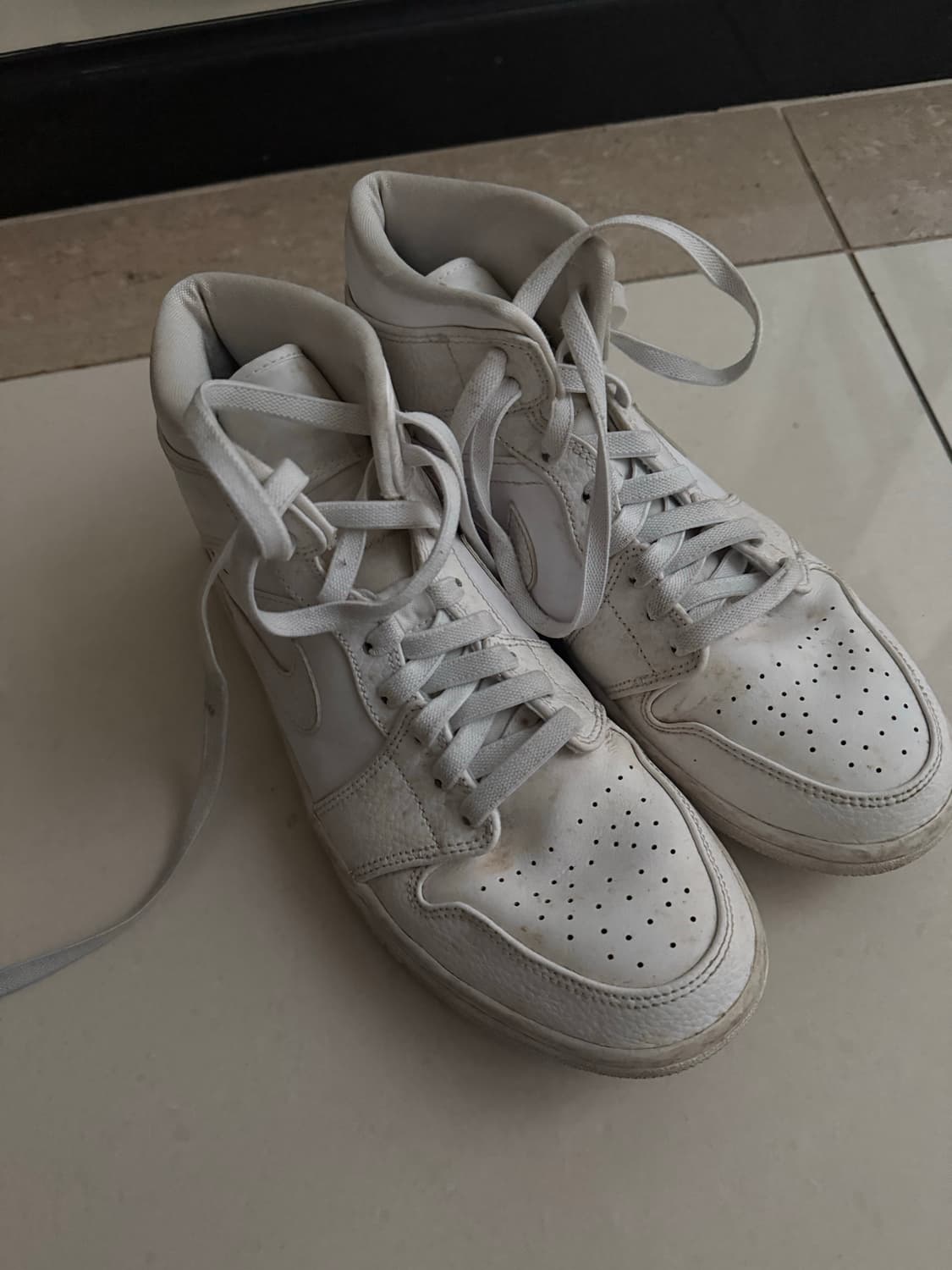 나이키 조던 트리플화이트 상품이미지2