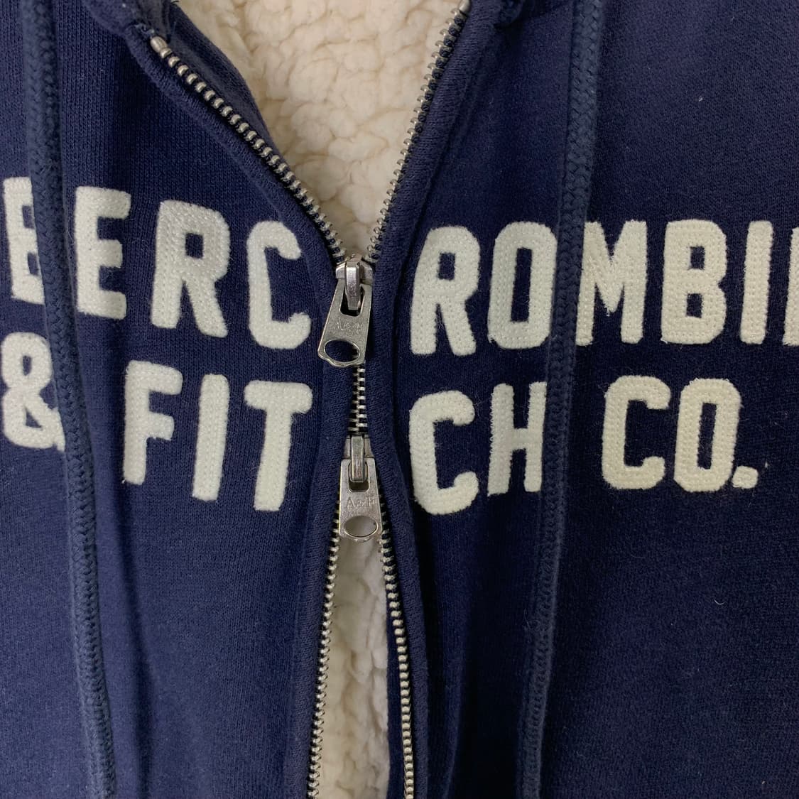 아베크롬비 y2k 와투케 투웨이 양털 후드집업  상품이미지5