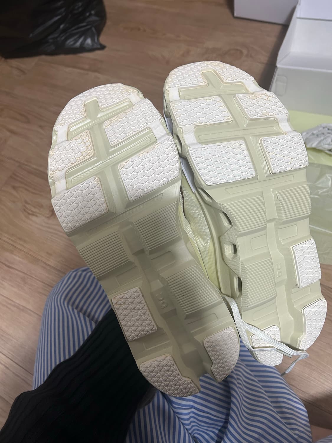 온 러닝 x 포스트 아카이브 팩션 (파프) 클라우드몬스터 2 (280) 상품이미지4