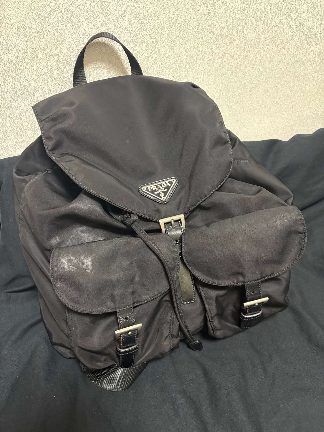 프라다 백팩 미듐 상품이미지3