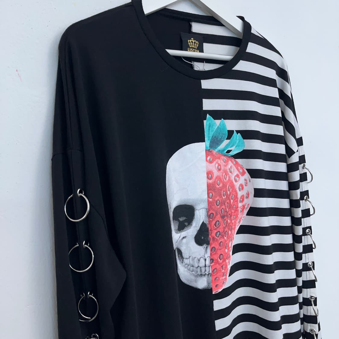 LISTEN FLAVOR Half stripe Long Sleeve T 상품이미지3