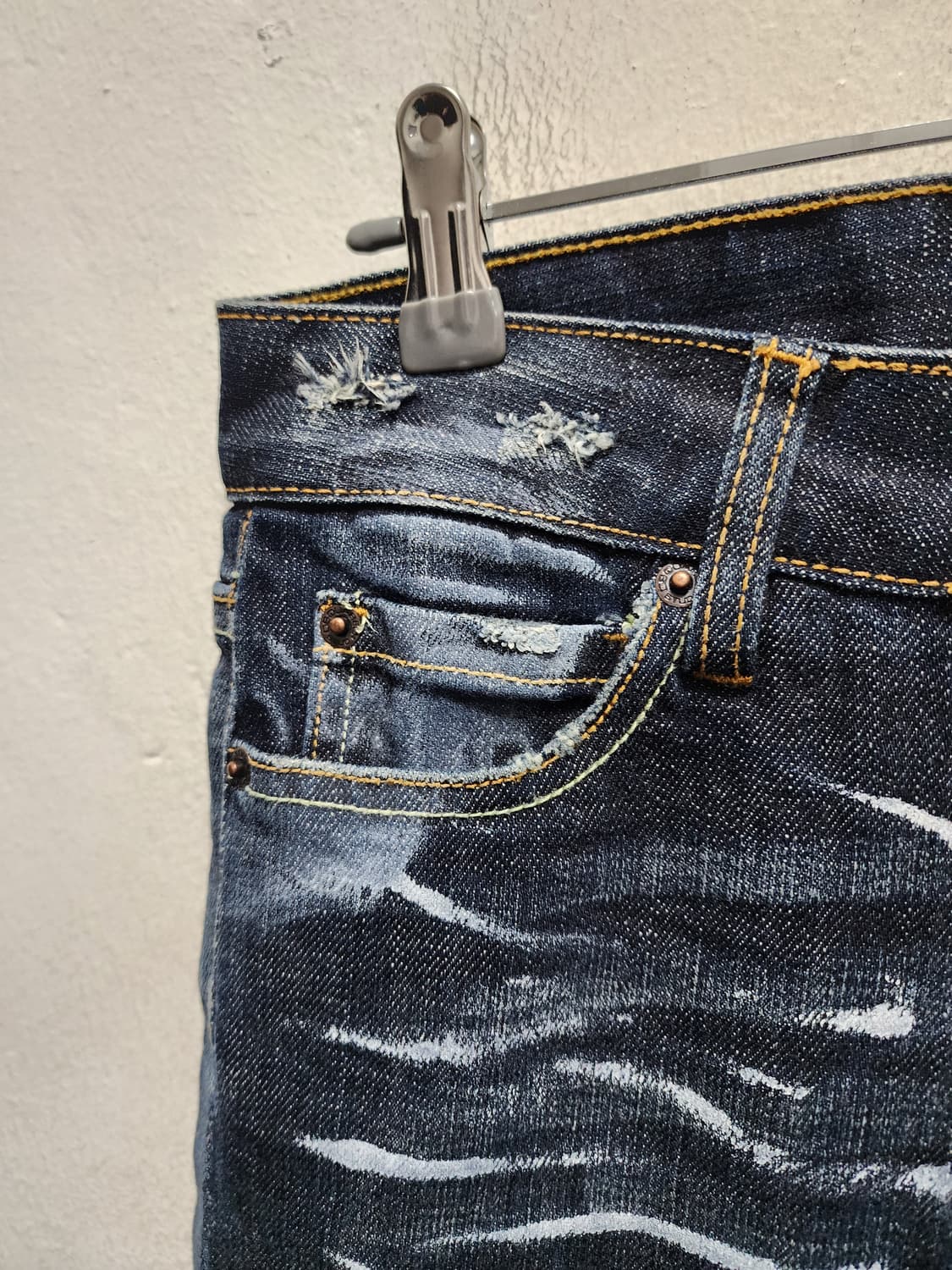 Dsquared2 체인 디테일 청바지 데님 상품이미지6