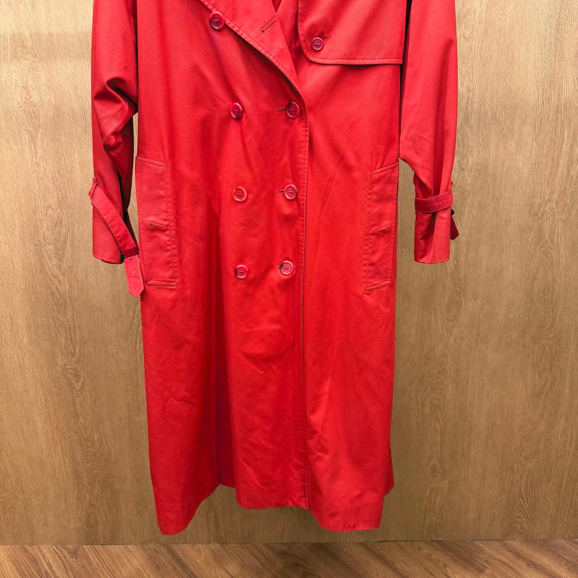 버버리 트렌치 코트 더블 브레스티드 벨트 스트랩 디테일 레귤러핏 레드 상품이미지5