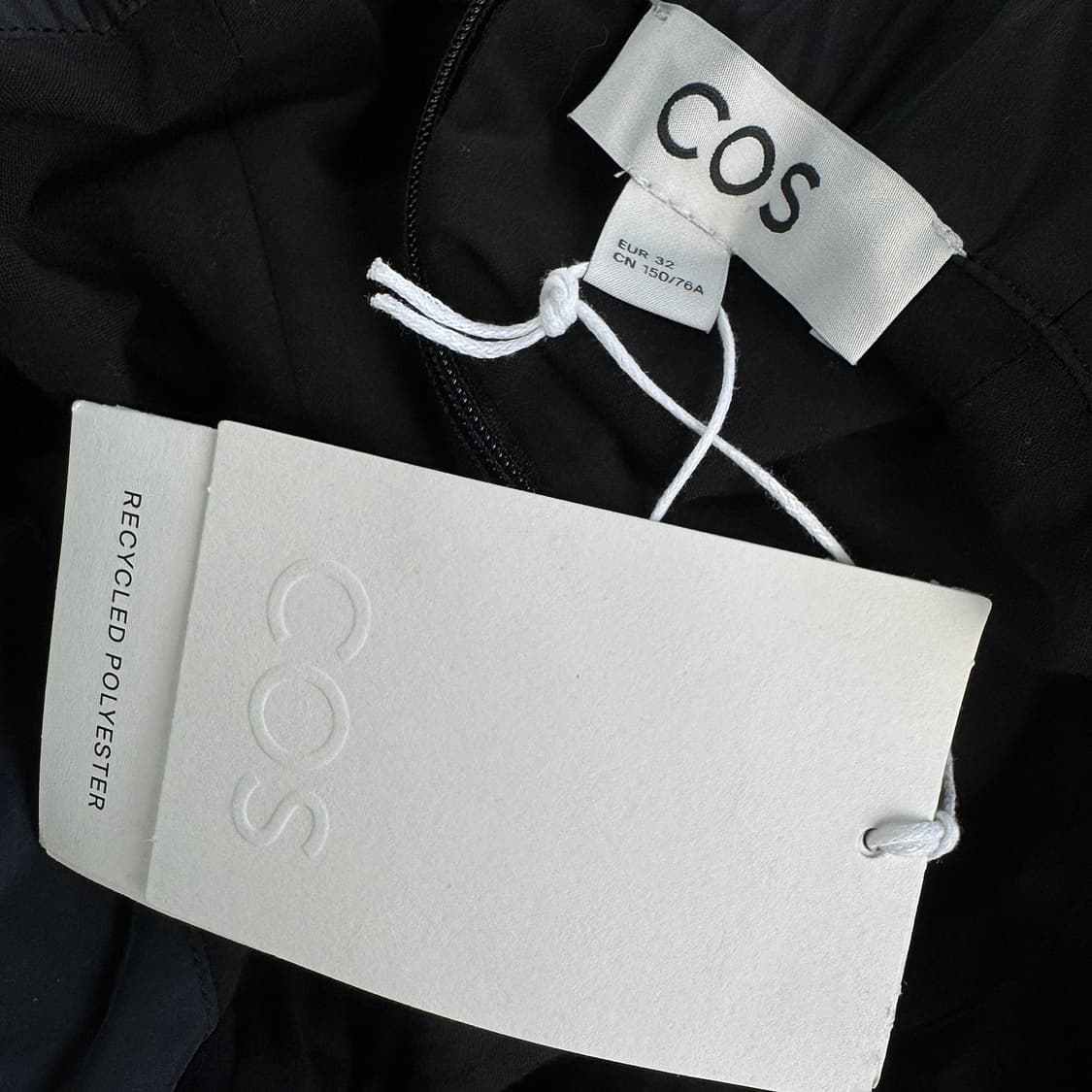 코스 COS 23 볼류미너스 오프숄더 탑 [새상품] 상품이미지4