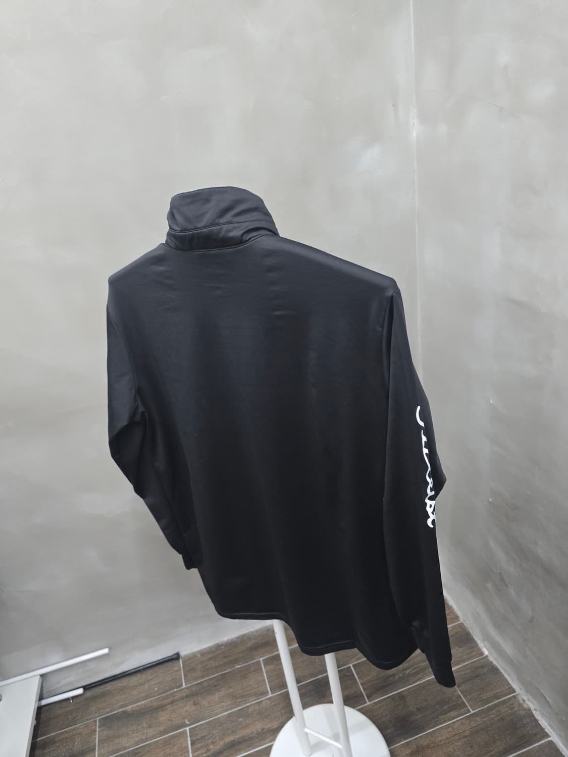 타이틀리스트 블랙 긴팔 골프 상품이미지4