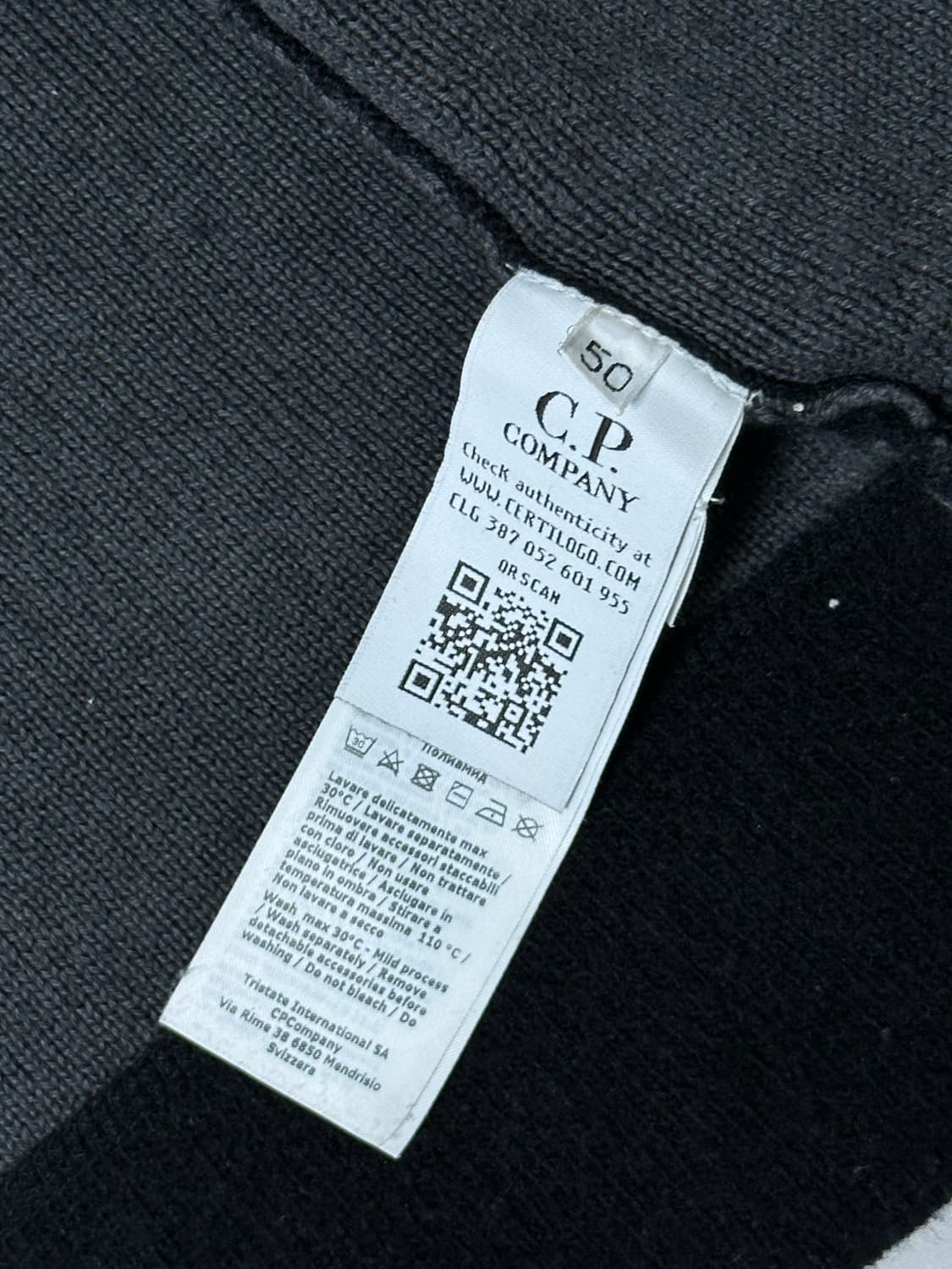 C.P. 컴퍼니 블랙 니트 집업m 상품이미지4