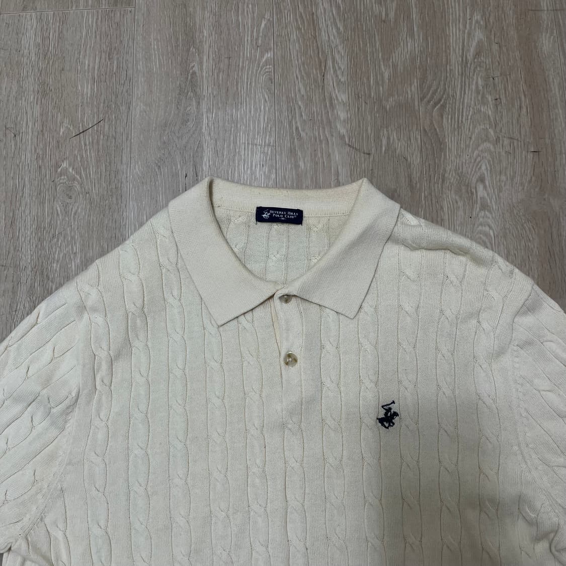 버버리 힐스 폴로 클럽 자수로고 카라 폴로 꽈배기 니트 2XL(110) 상품이미지3