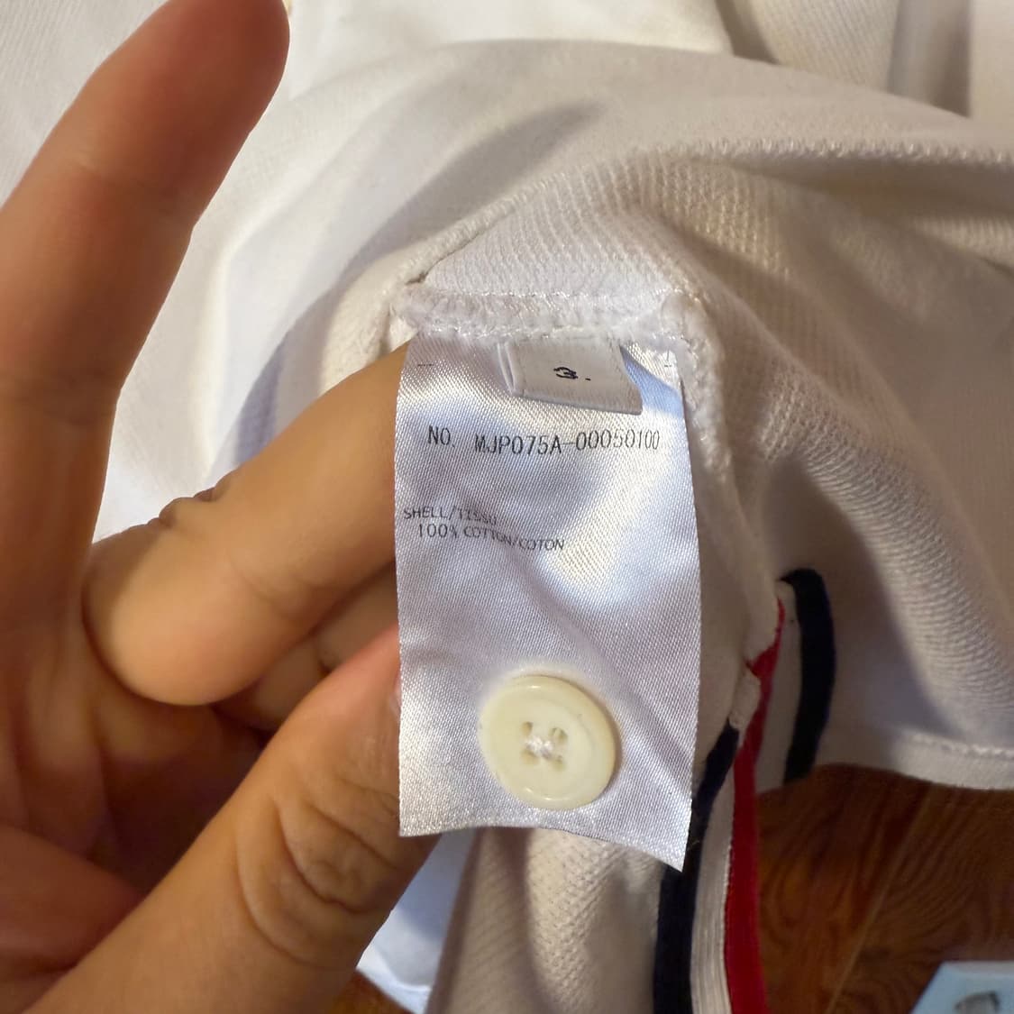 톰브라운 오버핏 화이트 pk 셔츠(카라티) 판매 합니다. 상품이미지5