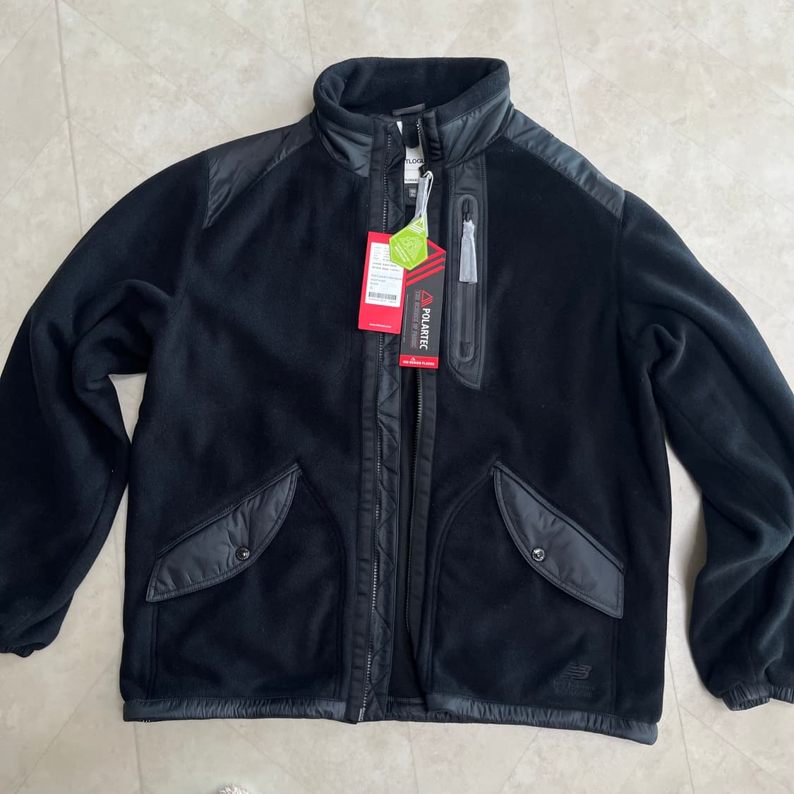 새상품(XL)이스트로그x뉴발란스 후리스 자켓 블랙 상품이미지2