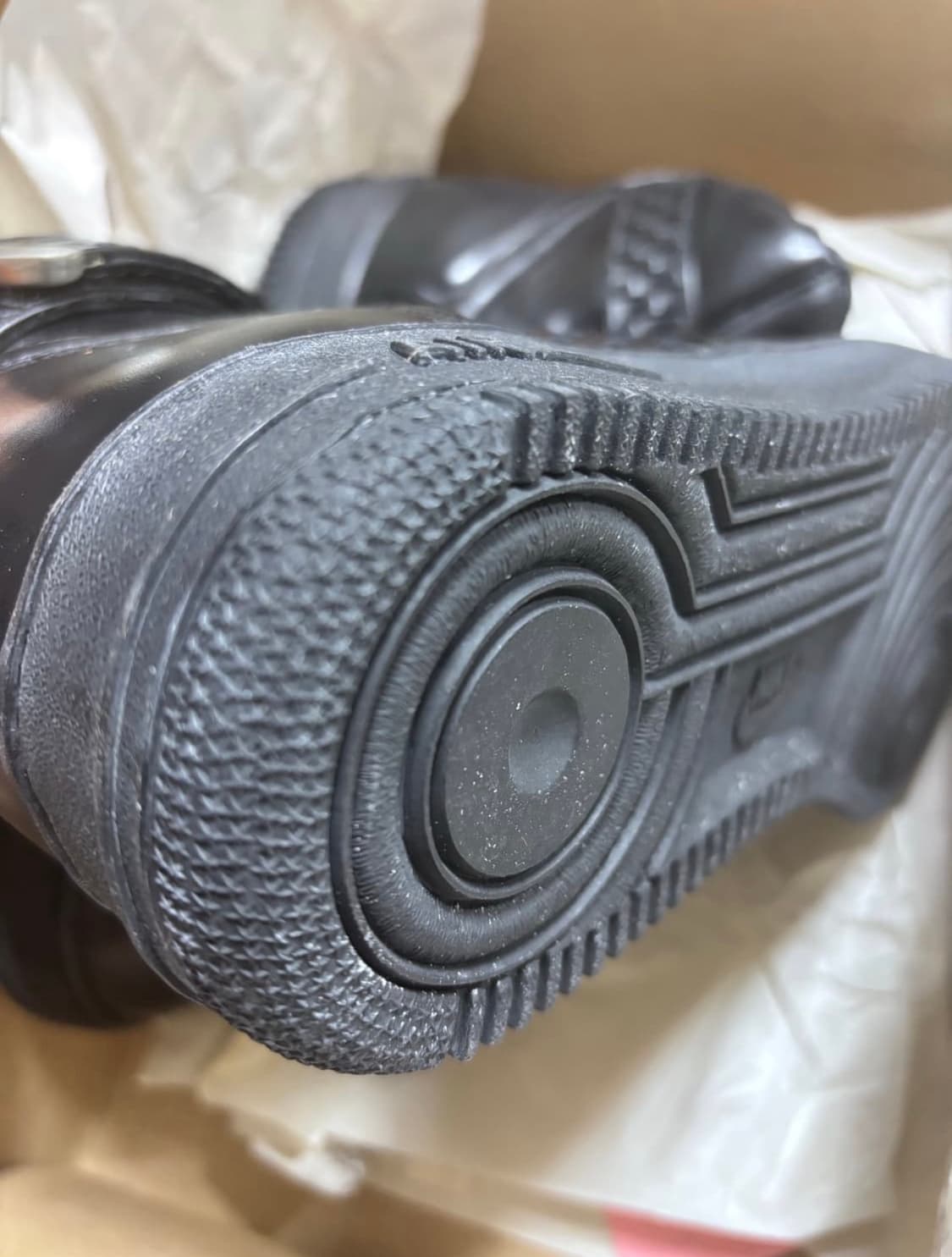 나이키 에어포스1 하이 럭스 신품 상품이미지3