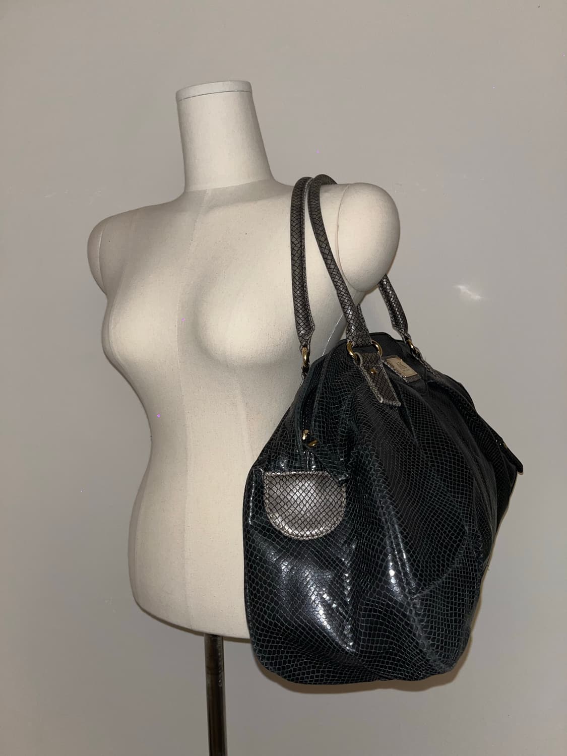 🎉BLACK FRIDAY🎉 Anne klein darkgray bag 상품이미지5