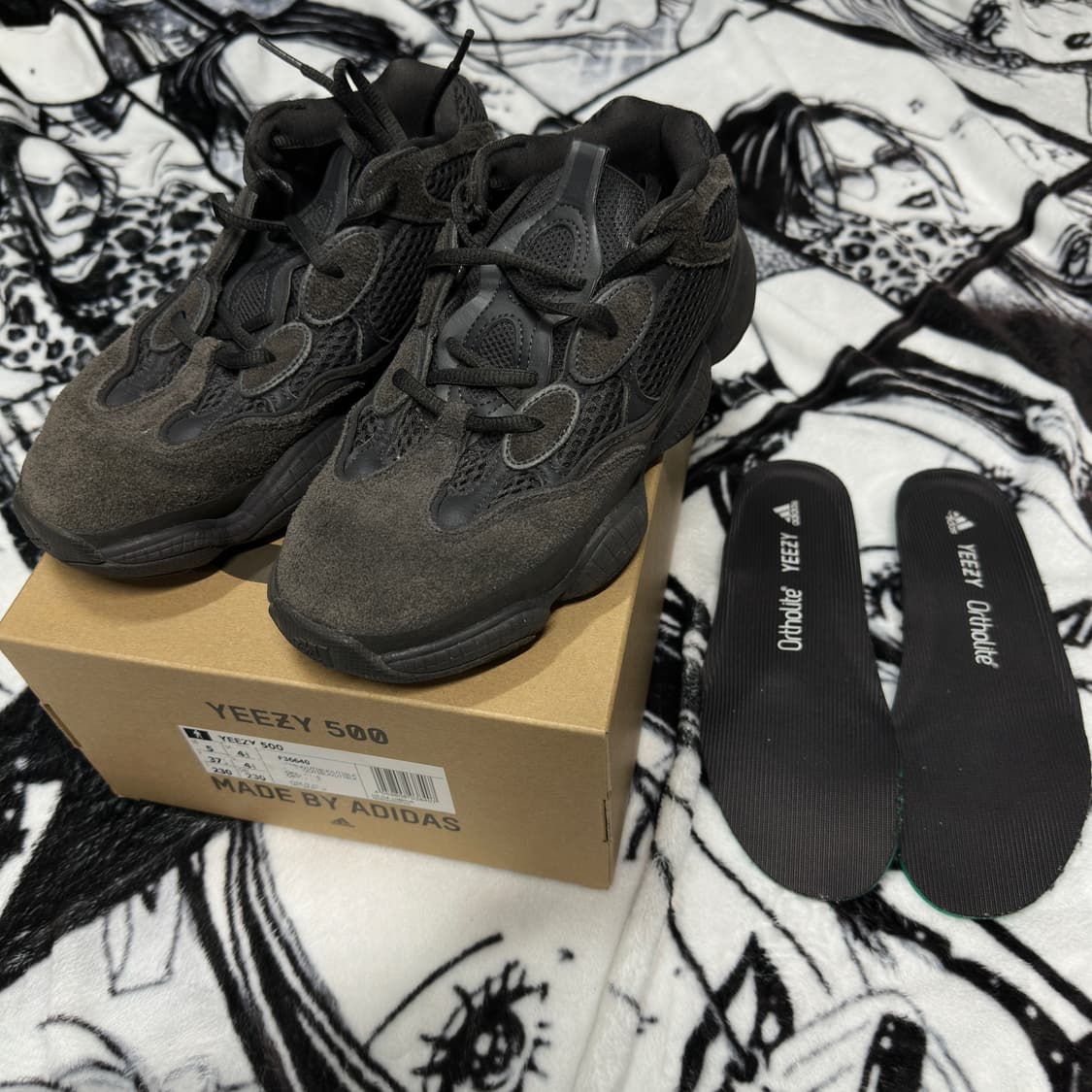 아디다스 이지부스트 500 상품이미지1