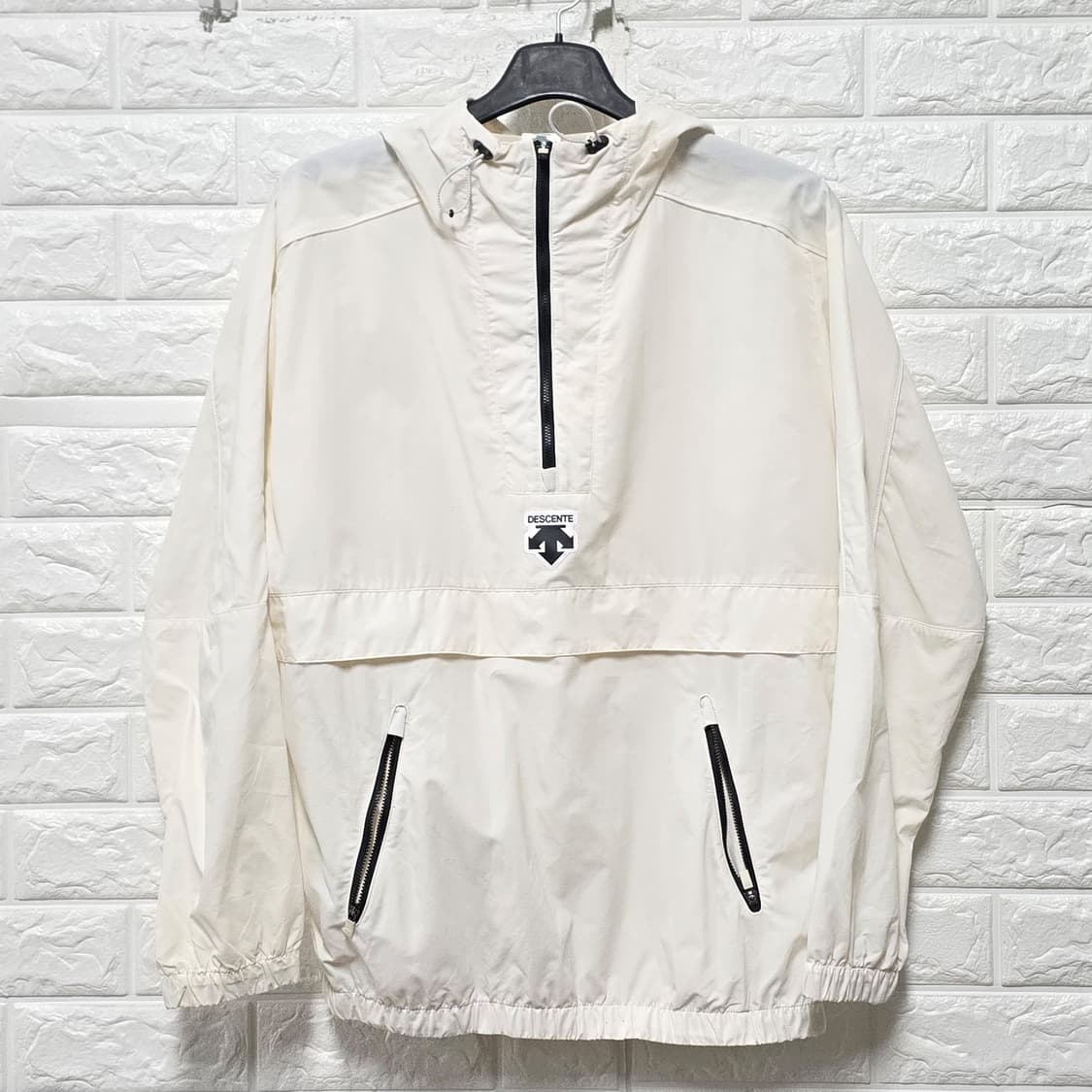 택포// 데상트 아노락 바람막이 여성 M  상품이미지1