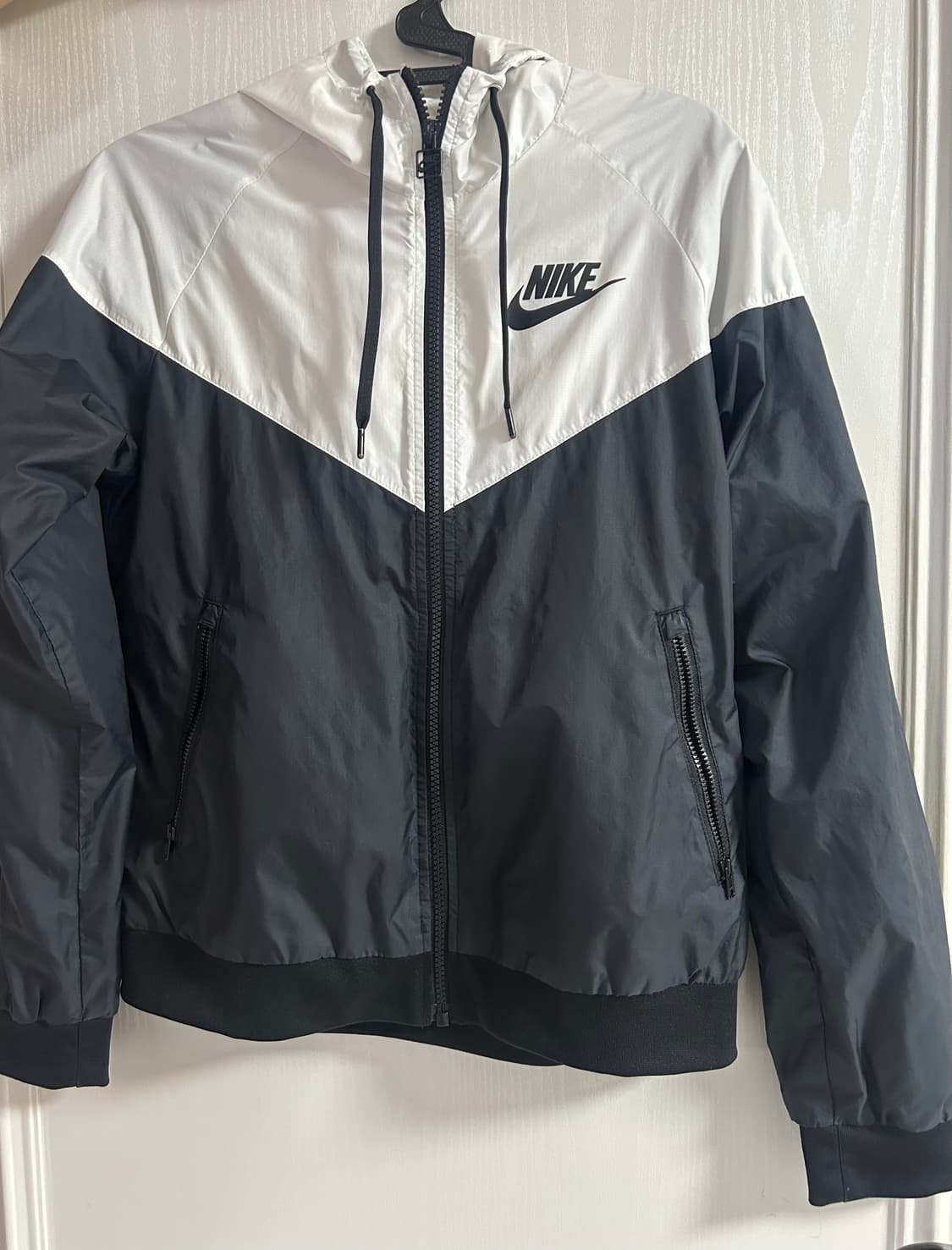 나이키 여성 윈드러너 우븐 바람막이 자켓 흰검 화이트 블랙 S 상품이미지1