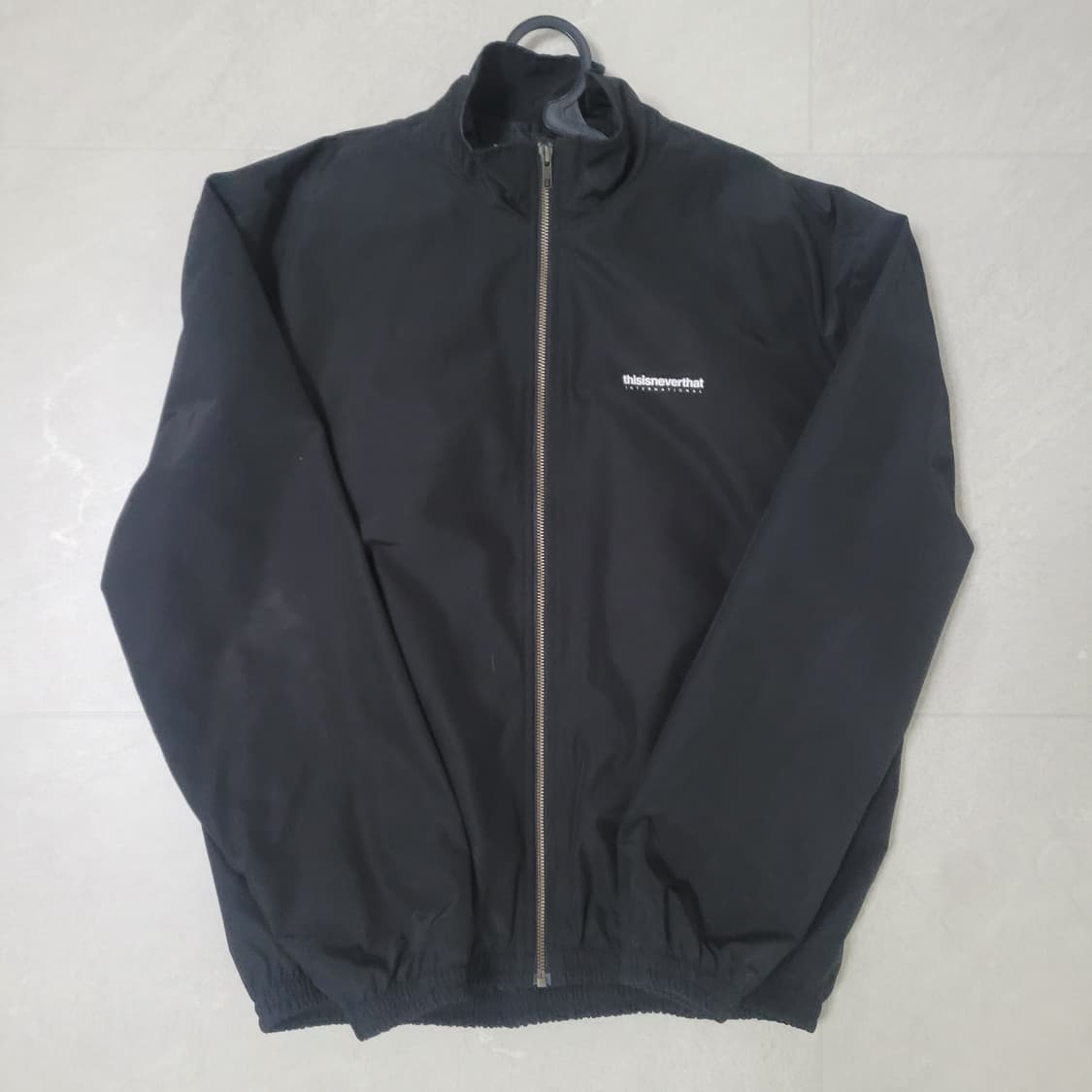 디스이즈네버댓 바람막이 자켓 M 상품이미지1