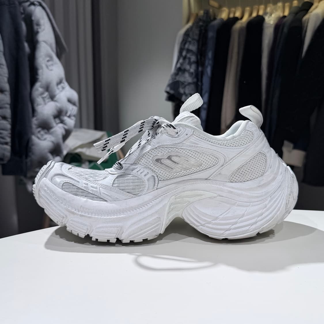 (A급/40) / 발렌시아가 6XL 스니커즈 화이트 상품이미지7