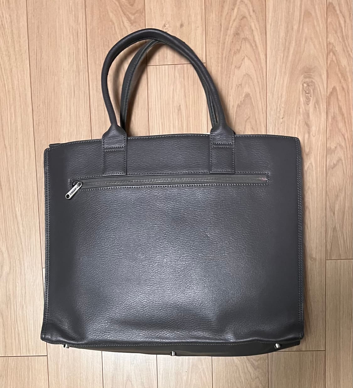 로터프 LOTUFF 가죽 토트백 상품이미지3