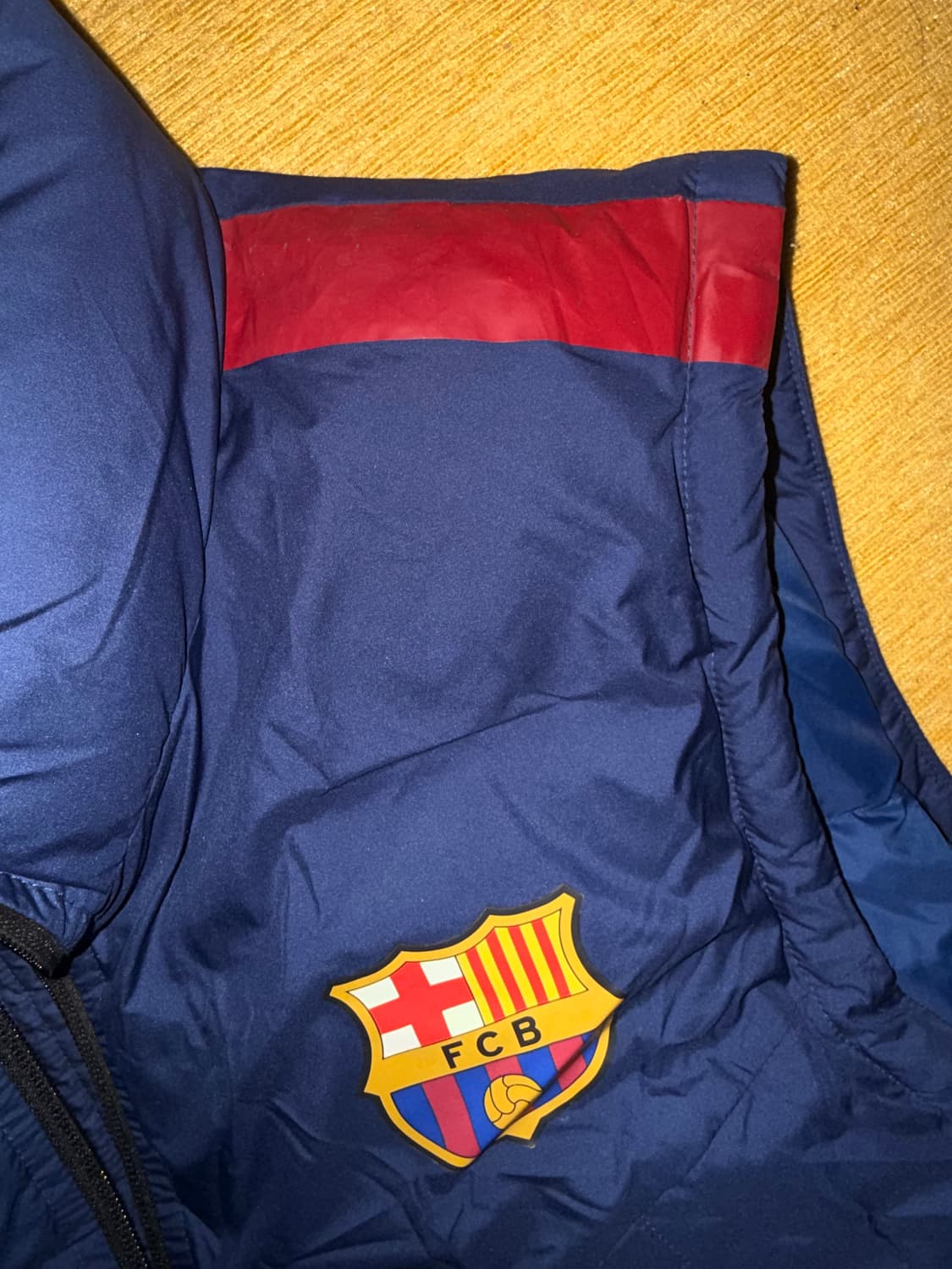 나이키 바르셀로나 패딩조끼 M 상품이미지5