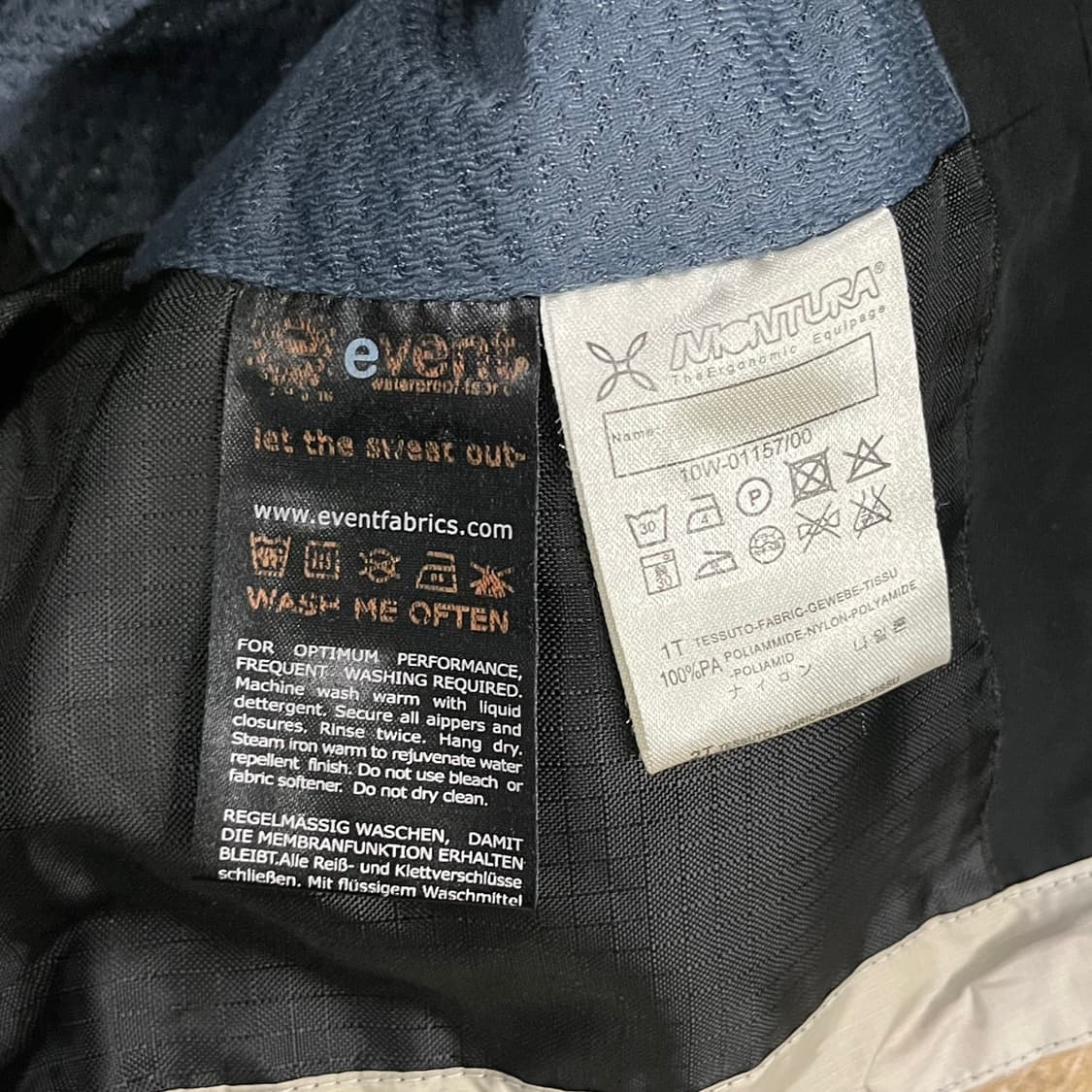 [정품/M] 몬츄라 바람막이 자켓 레드 블랙 b19 상품이미지6