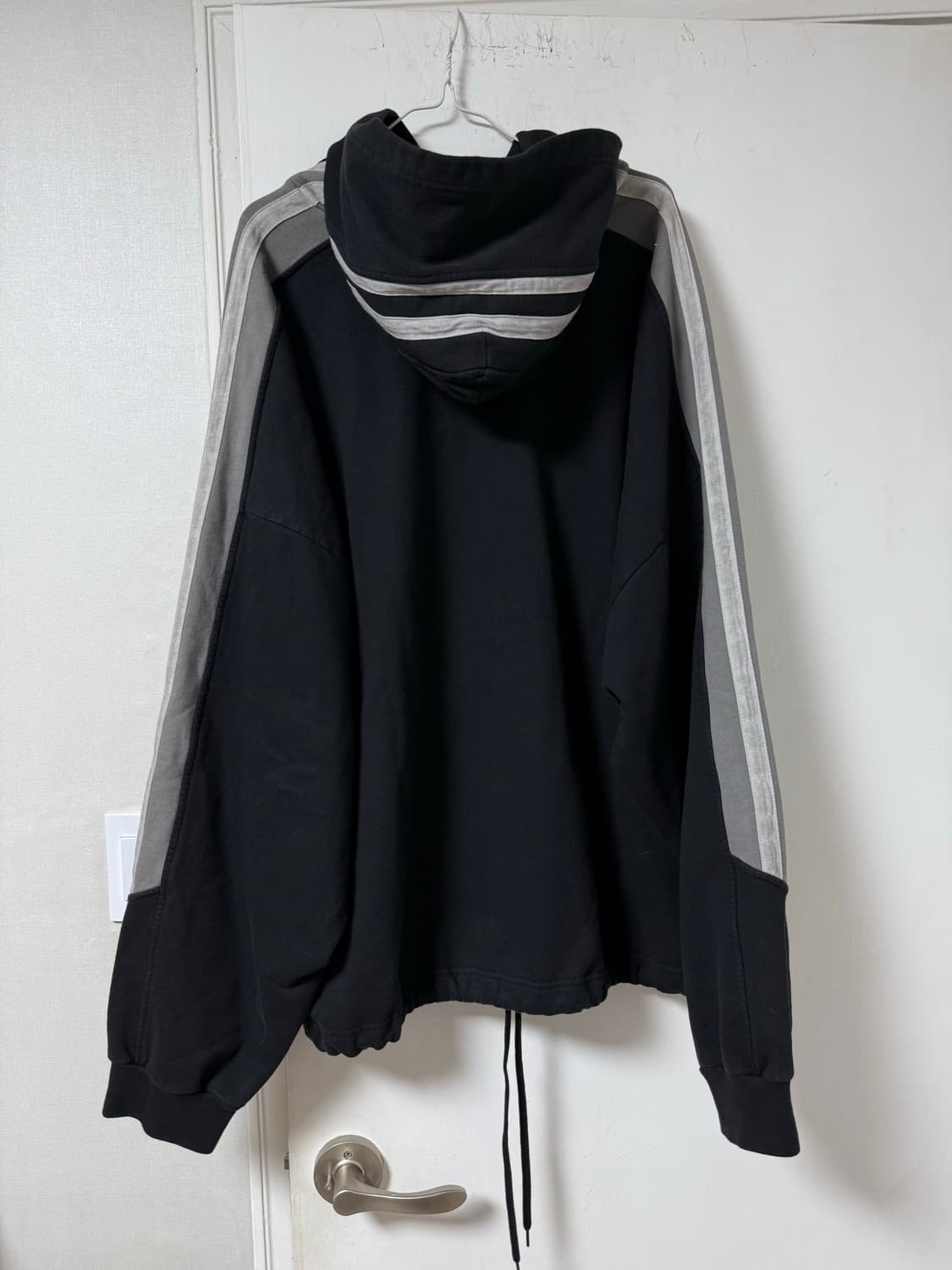 발렌시아가 스포티B 후디 상품이미지3